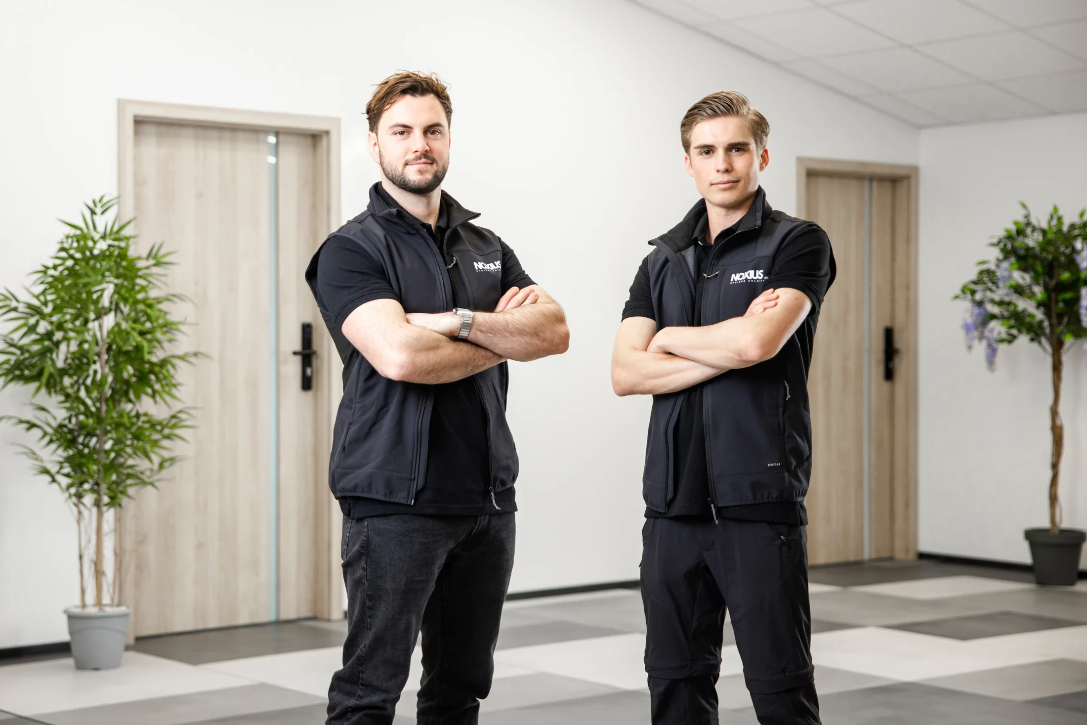 photographe corporate bourg en bresse – Noxius Hygiène Solutions portrait Simon Dorrival et Eddy Badoux à Bourg en Bresse