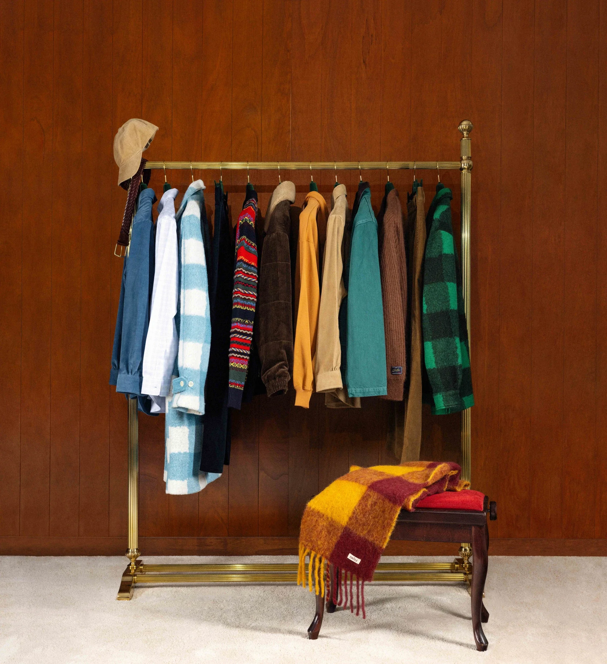 photographe produit bourg en bresse – image réseaux sociaux Drôle de Monsieur portant look