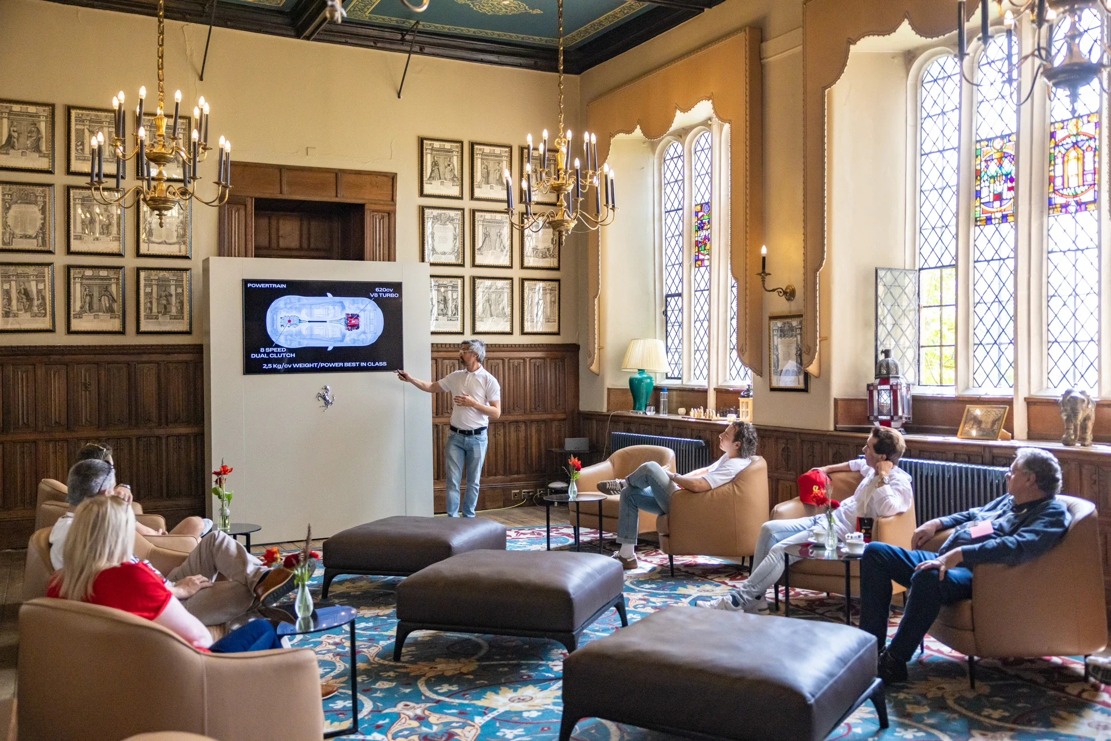 photographe évènementiel bourg en bresse – Reportage évènement Ferrari Angleterre, briefing