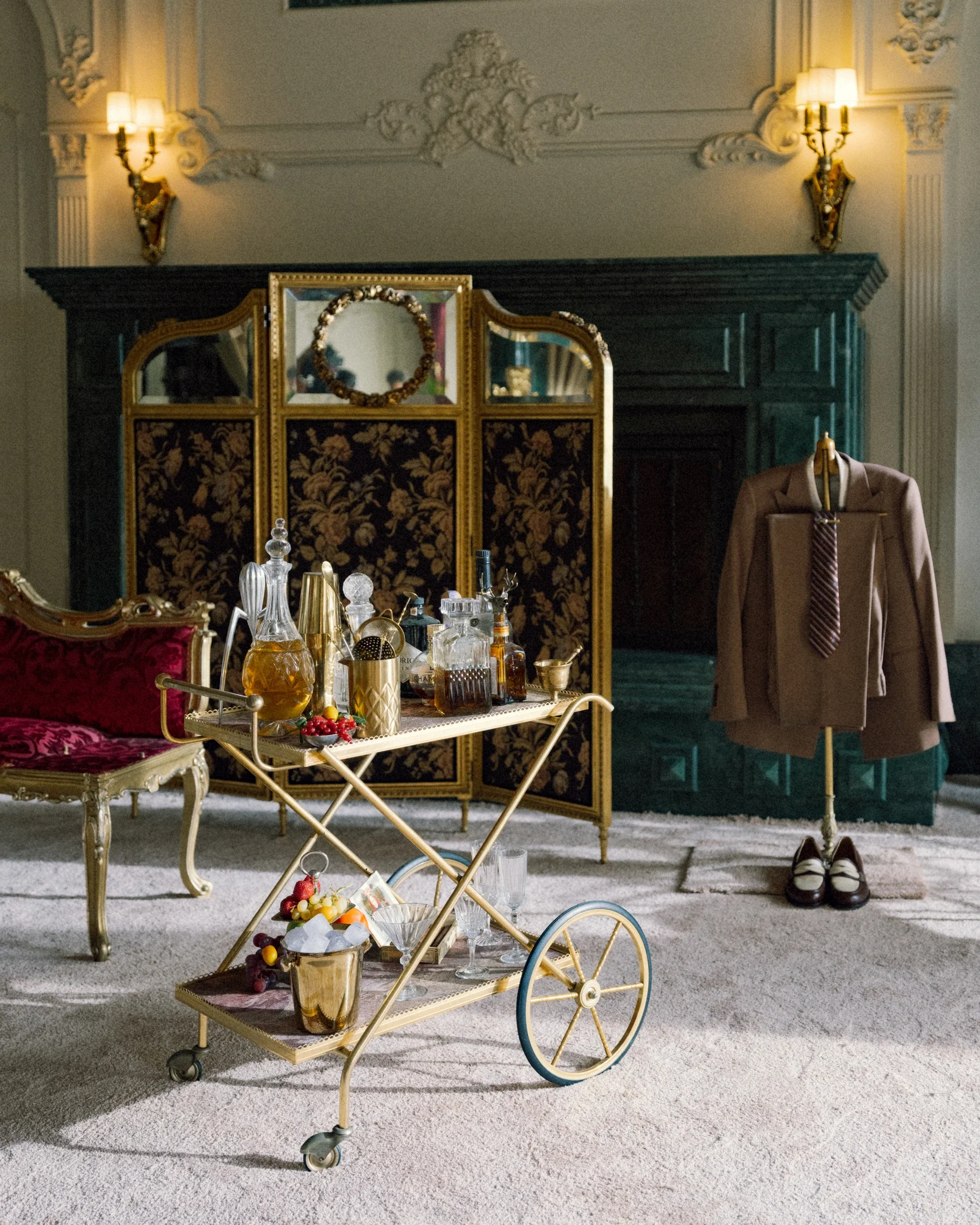 photographe e-commerce bourg en bresse – Lookbook Drôle de Monsieur Film Il Leone, détail mise en scène