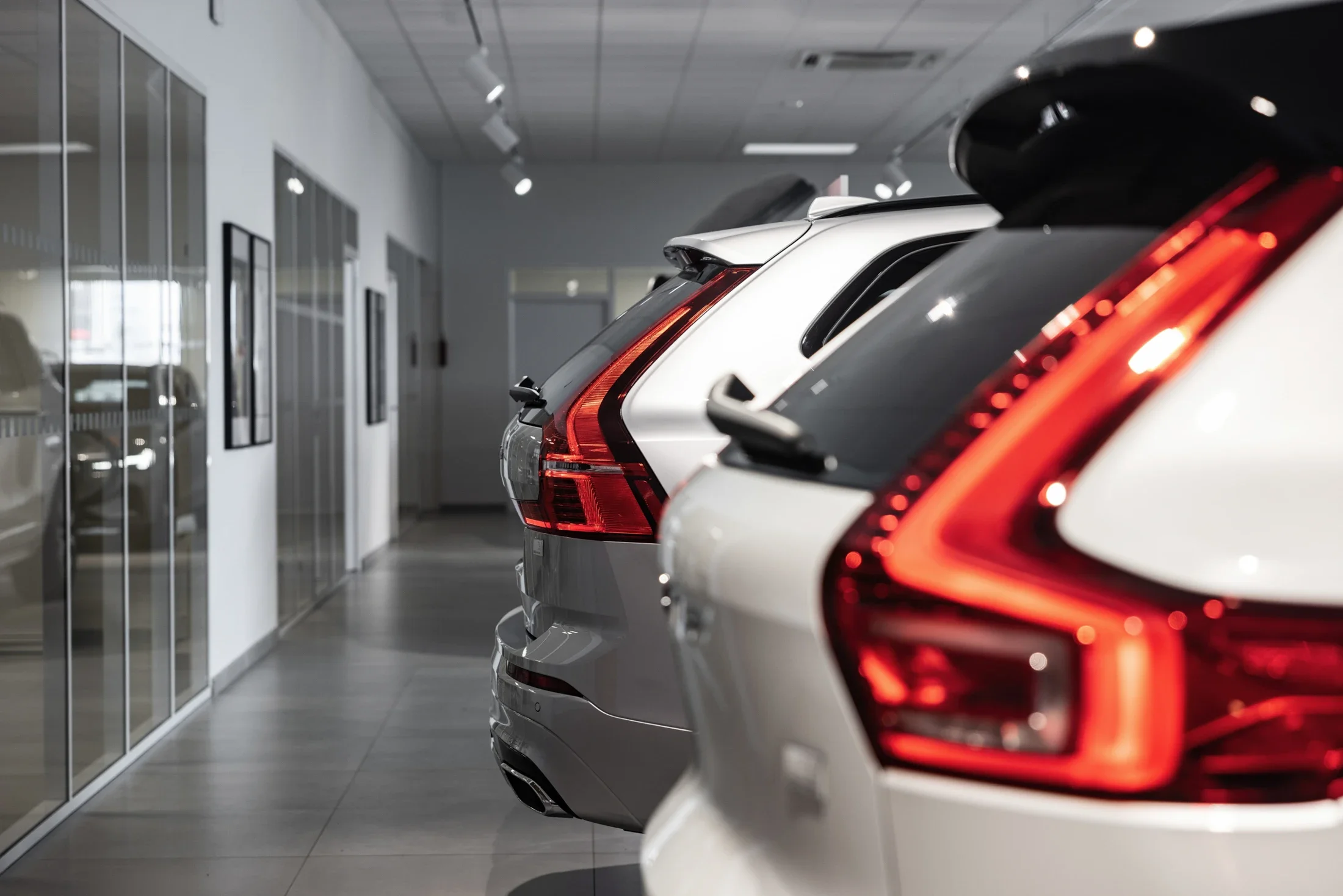 photographe corporate bourg en bresse – Reportage concession Volvo Macon Nord Automobiles, détails véhicules