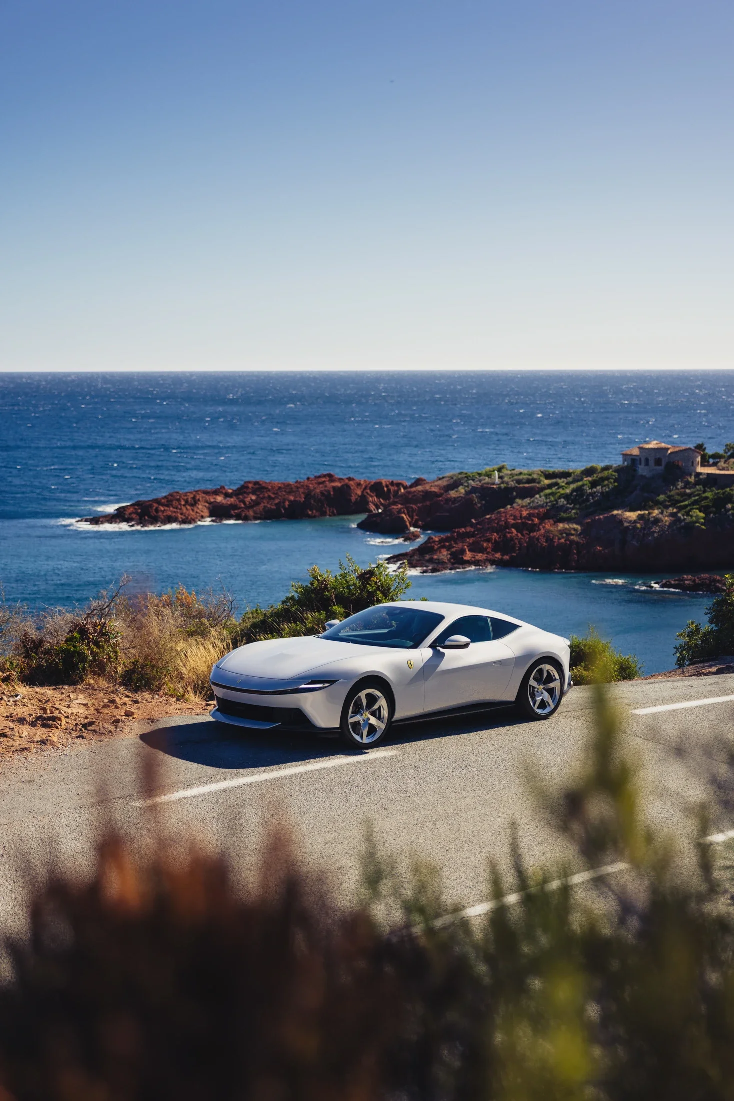 photographe automobile bourg en bresse – Ferrari Amalfi route costal sud France Cannes 