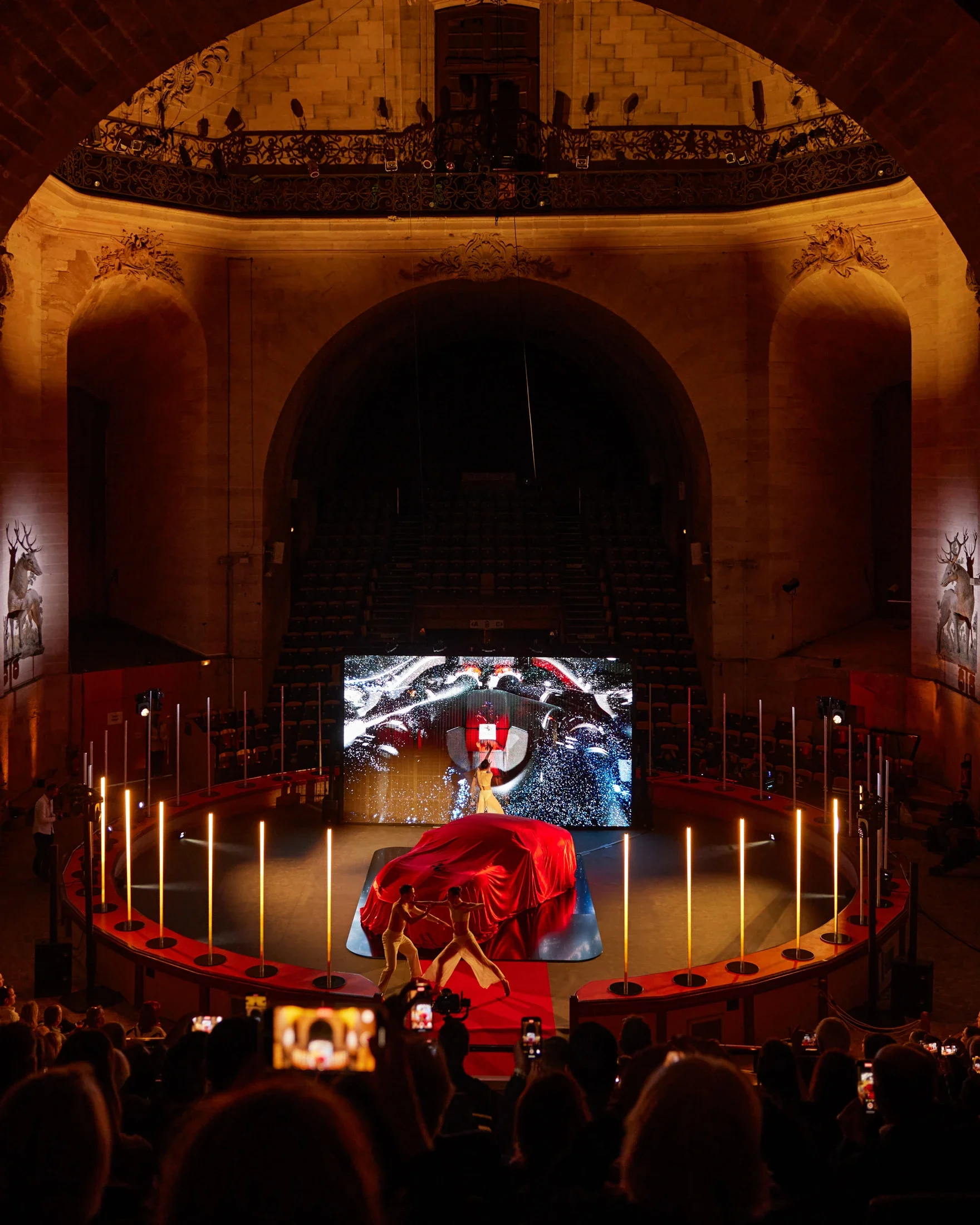 photographe bourg en bresse, Ain, Rhone Alpes, France - portfolio, reportage évènementiel Ferrari CH.Pozzi à Chantilly pour la Ferrari Roma Spider
