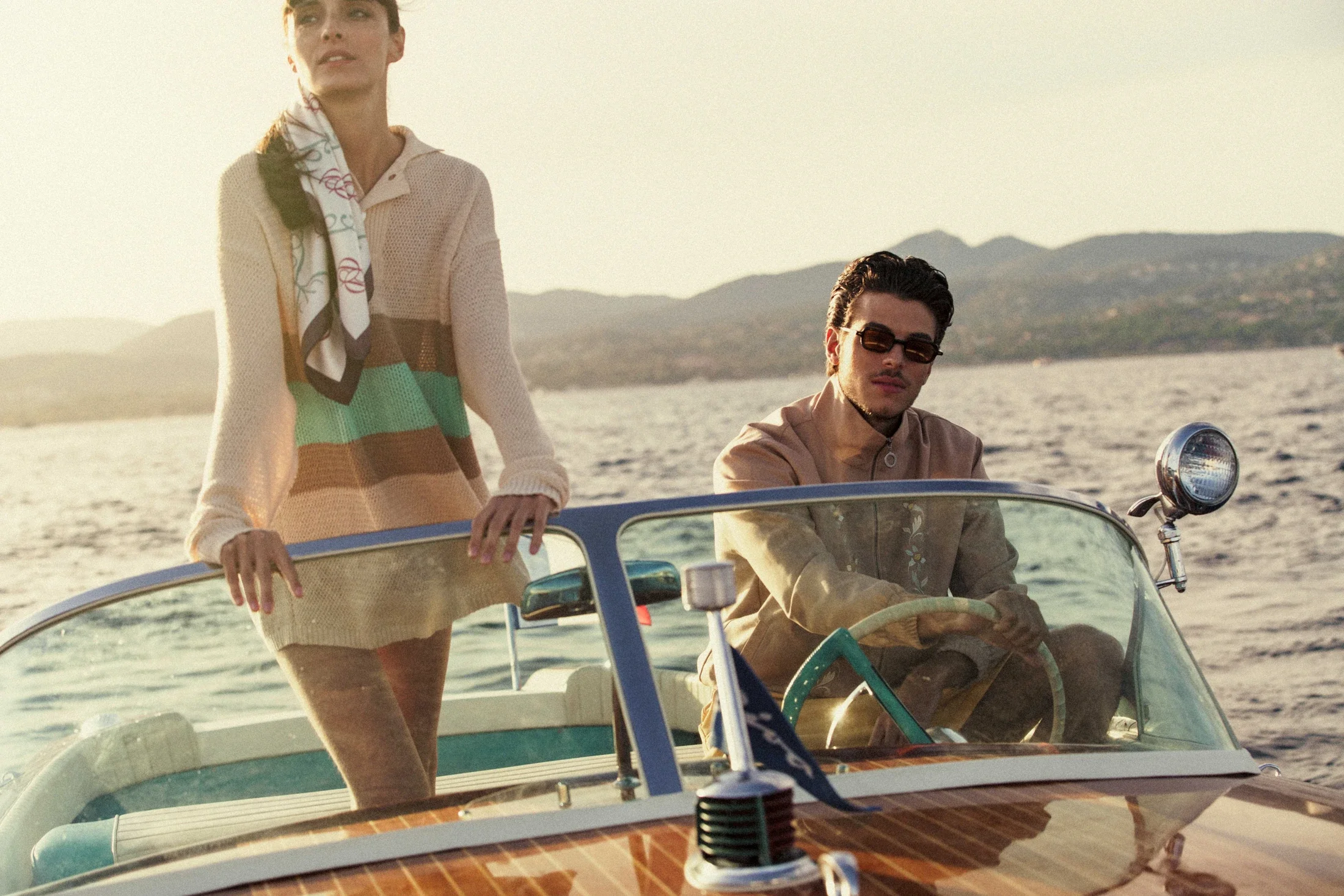 photographe e-commerce bourg en bresse – shooting campagne Drôle de Monsieur à Saint Tropez