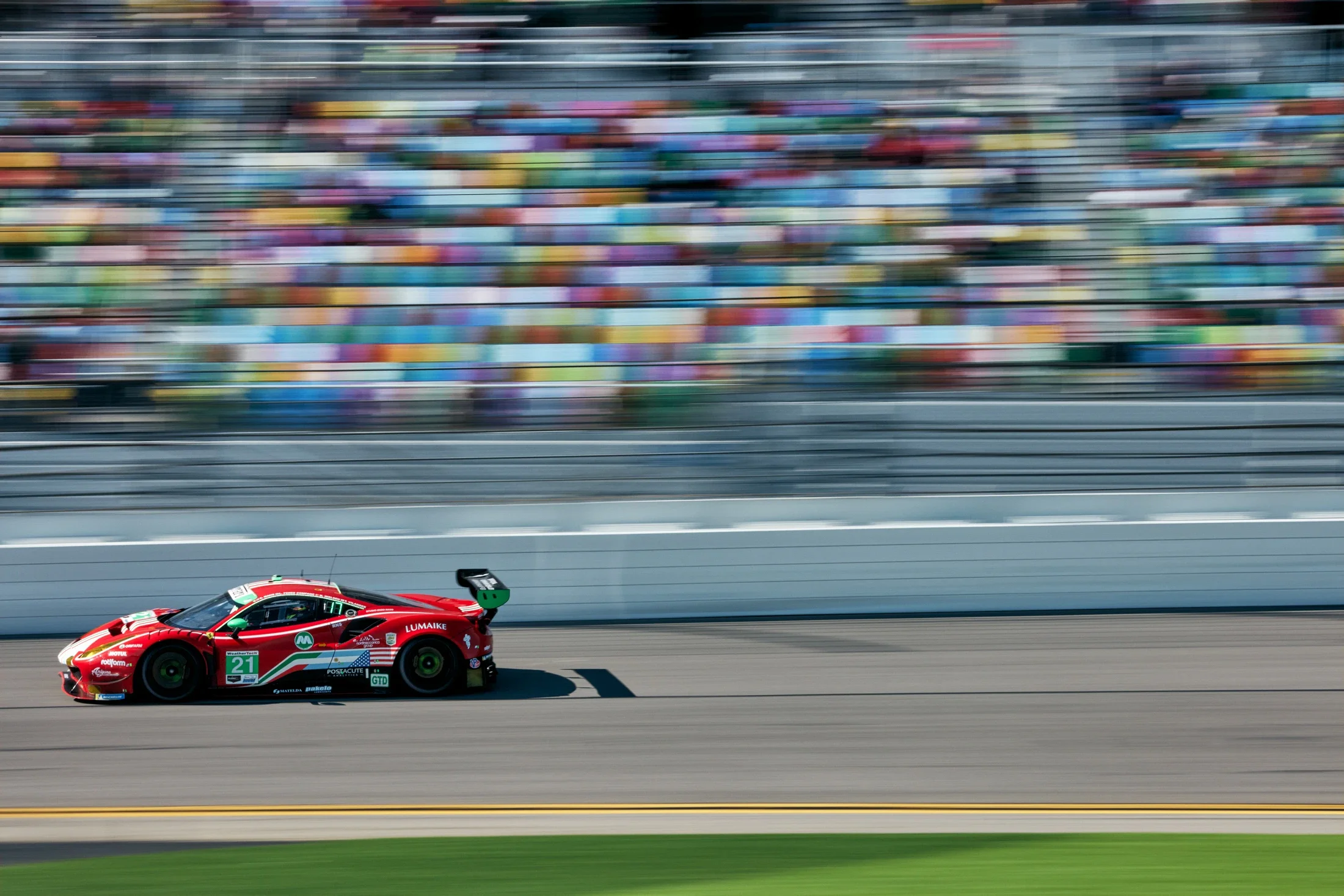 photographe automobile bourg en bresse – 24H de Daytona USA IMSA vitessel Ferrari 488 GTD