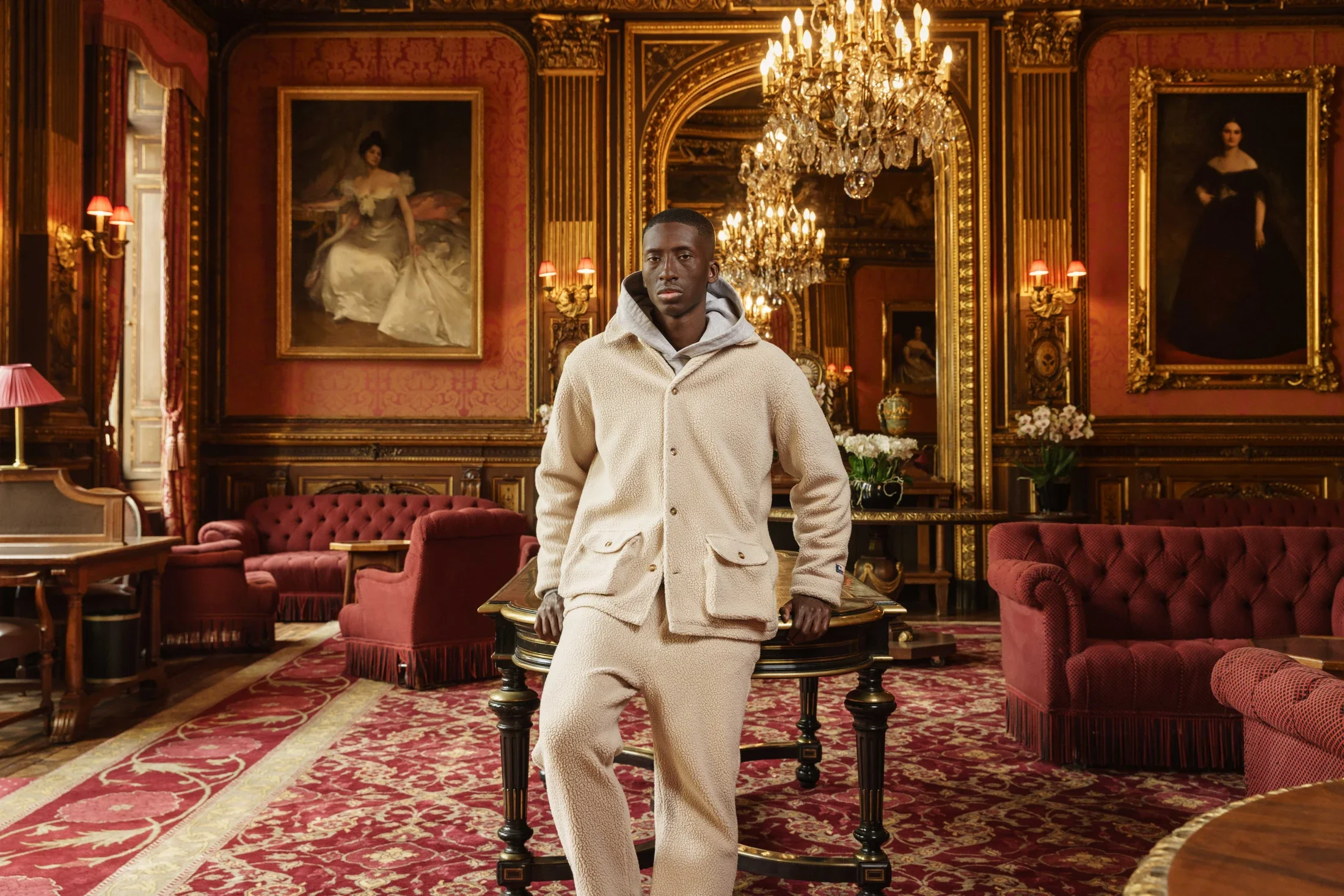 photographe e-commerce bourg en bresse – shooting campagne Drôle de Monsieur Hotel de la Païva