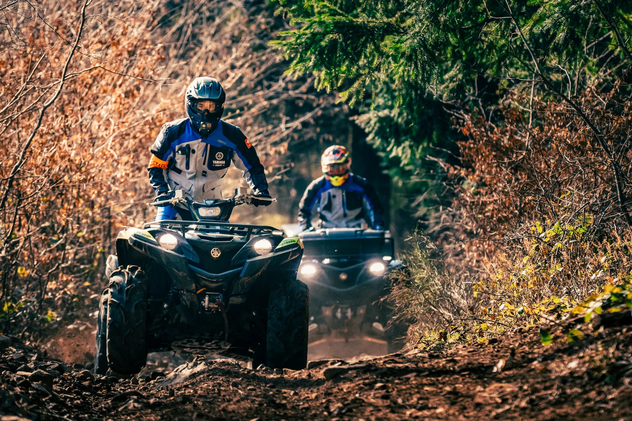 photographe automobile bourg en bresse – image communication Yamaha Off Road Experience Beaujolais quad randonnée