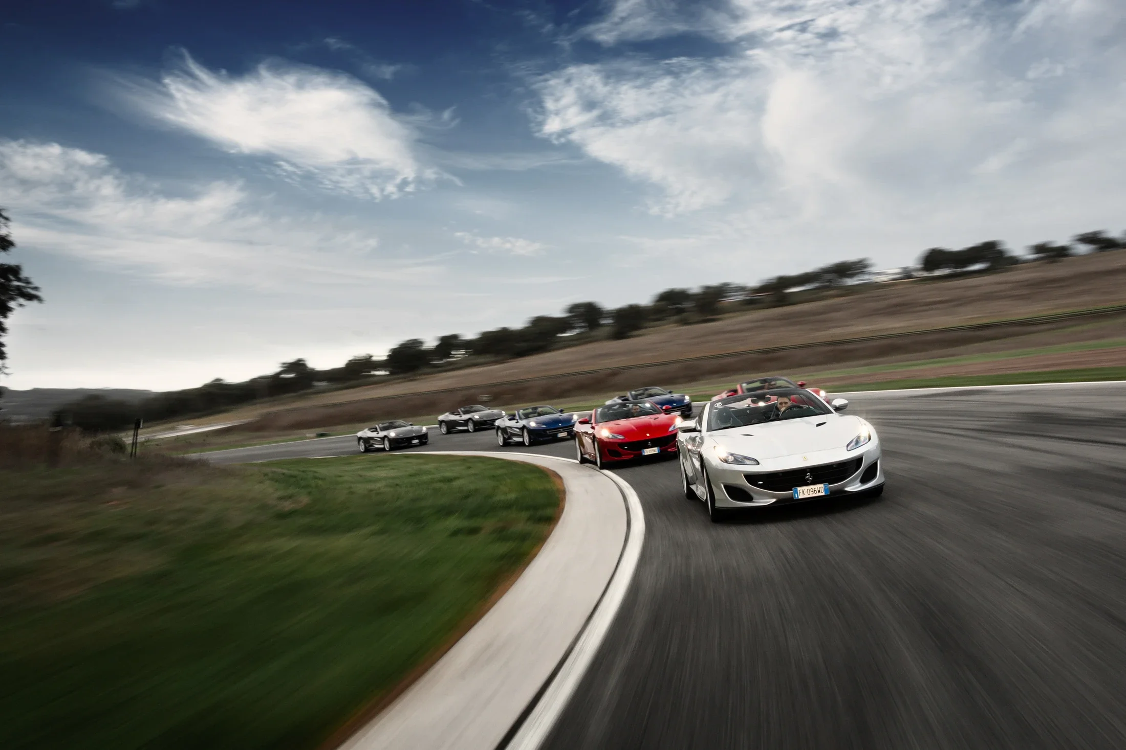 photographe automobile bourg en bresse – image communication Parade Ferrari Portogino Circuit Ascari Espagne