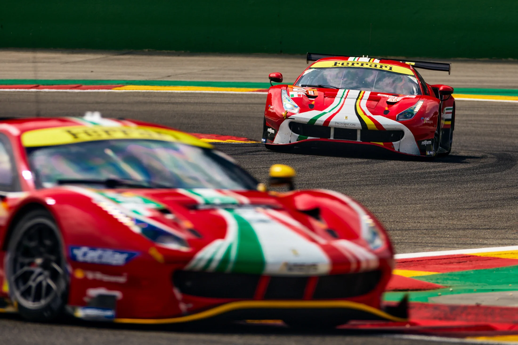 photographe automobile bourg en bresse – Reportage Team Ferrari AF CORSE 21 WEC Spa Francorchamps avec voiture officiel
