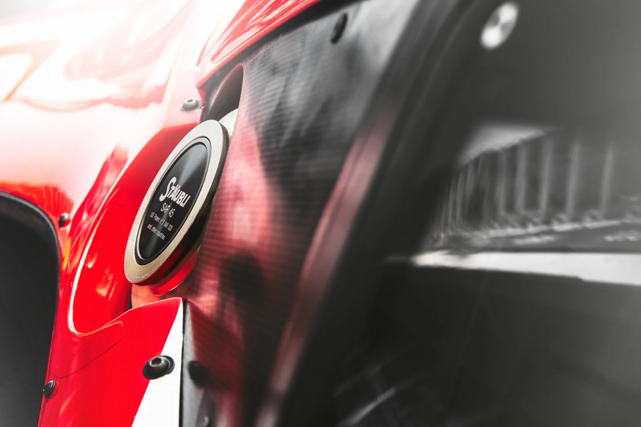 photographe automobile bourg en bresse – Ferrari 488 GT3 circuit Hockenheim Allemagne statique détail essence