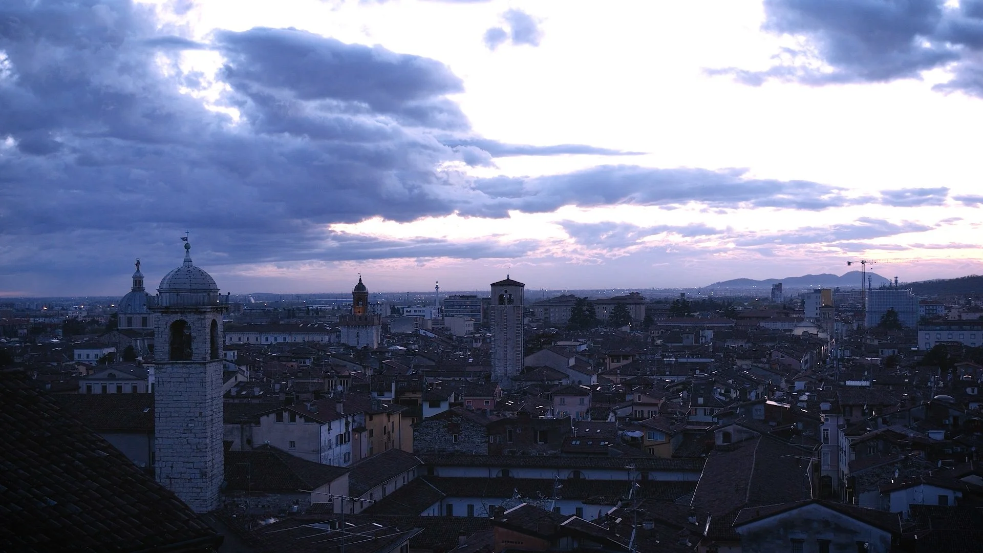 DAY 1.00_31_48_43.Immagine044.jpg