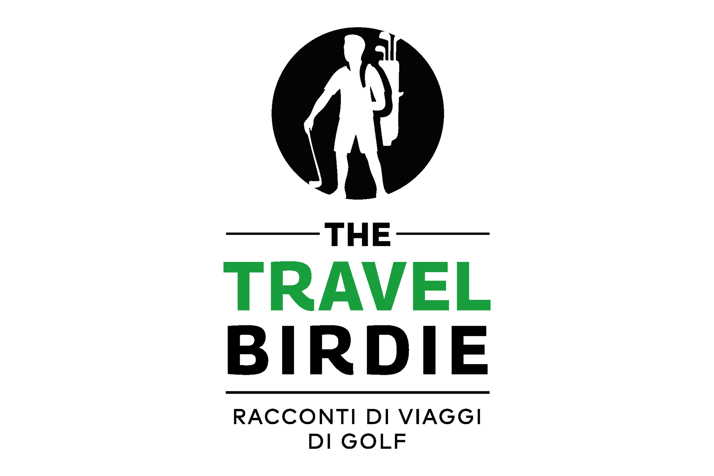 Un logo stilizzato di una persona con un bastone da passeggio, dentro un cerchio nero, con scritto 'The Travel Birdie' e 'Racconti di viaggi di golf'.