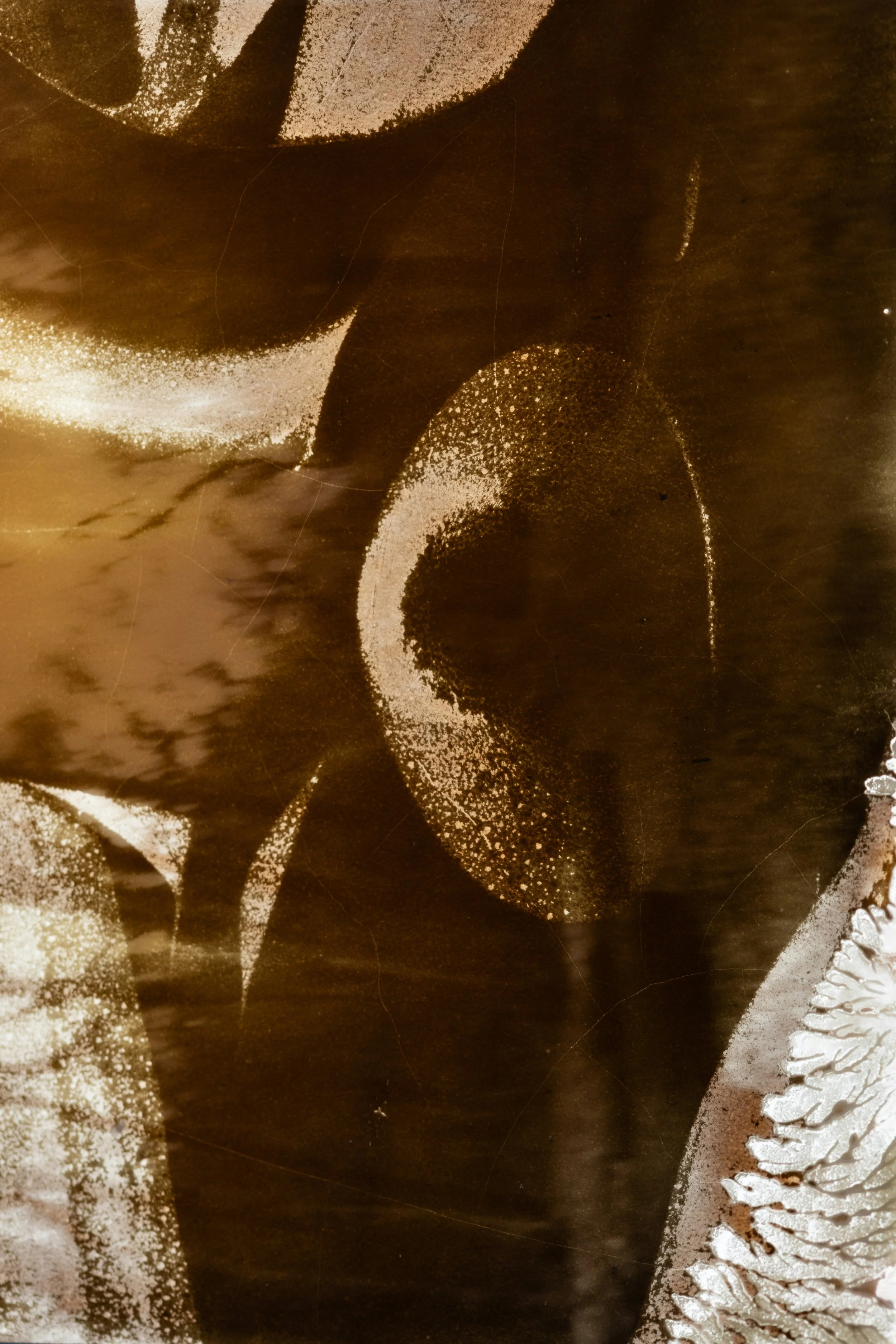 Warm abstract tones reflecting what to expect when booking a tour of Luzia Therapy Suites in San Antonio.