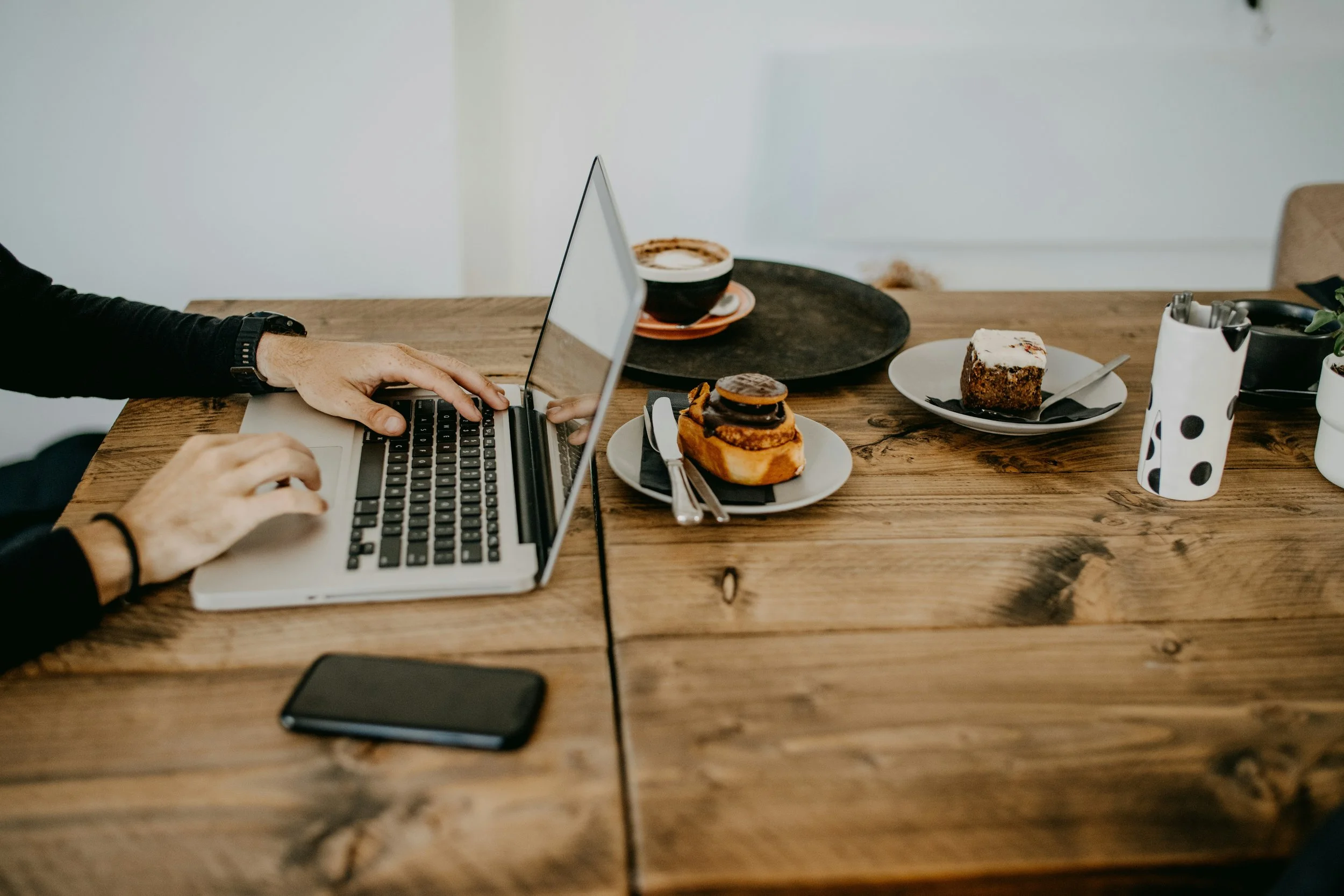 The First 30 Days of Freelancing: What Actually Happens 