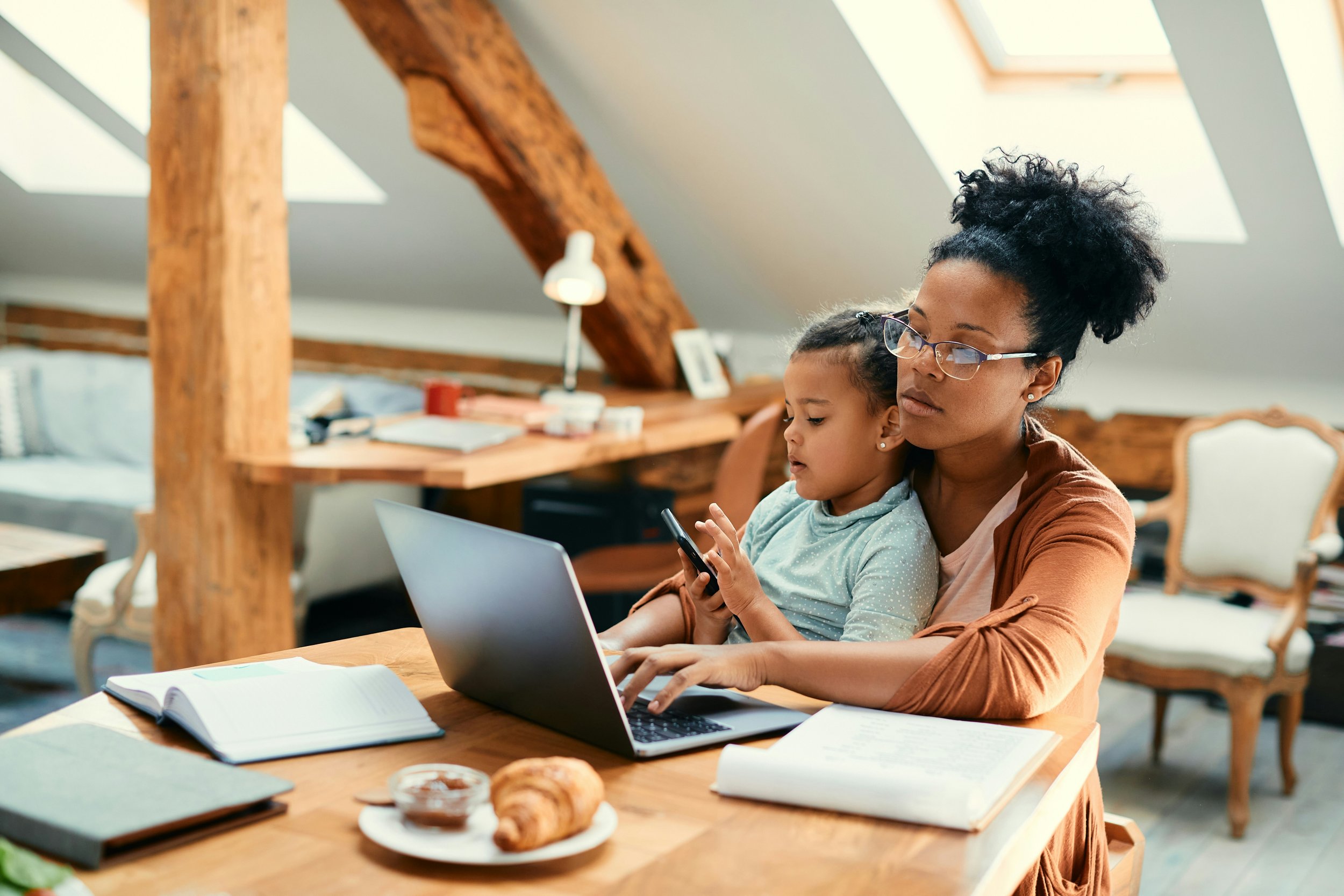 The SAHM Guide to Freelance Rates (You're Not Charging Enough)