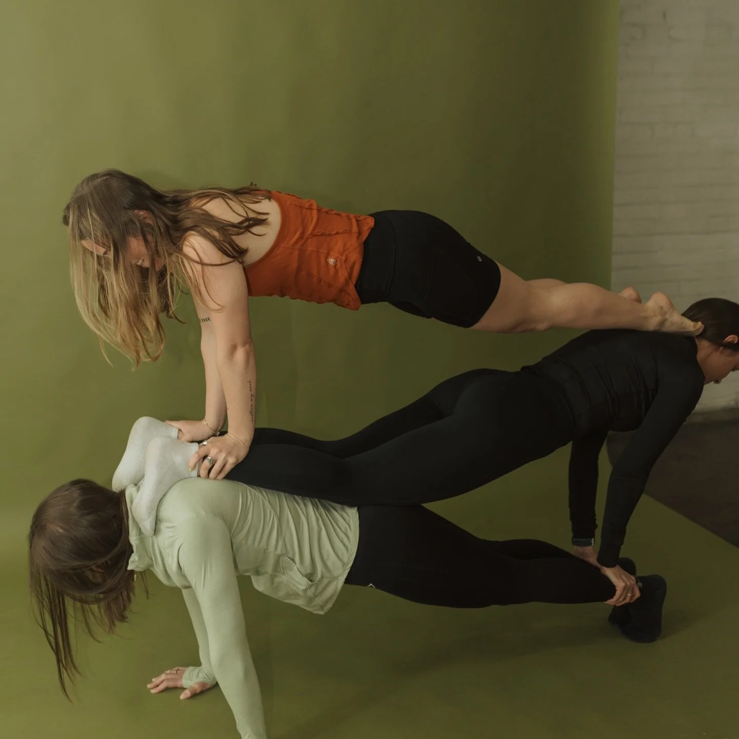 Keep an eye out for our summer schedule!! We have some changes as things wind down here at the studio over the summer season + some new workshops, trainings, and events! 

Yoga at @casanuevaevents 
Yoga in the park 
July PryoCore Pilates training 
+ 