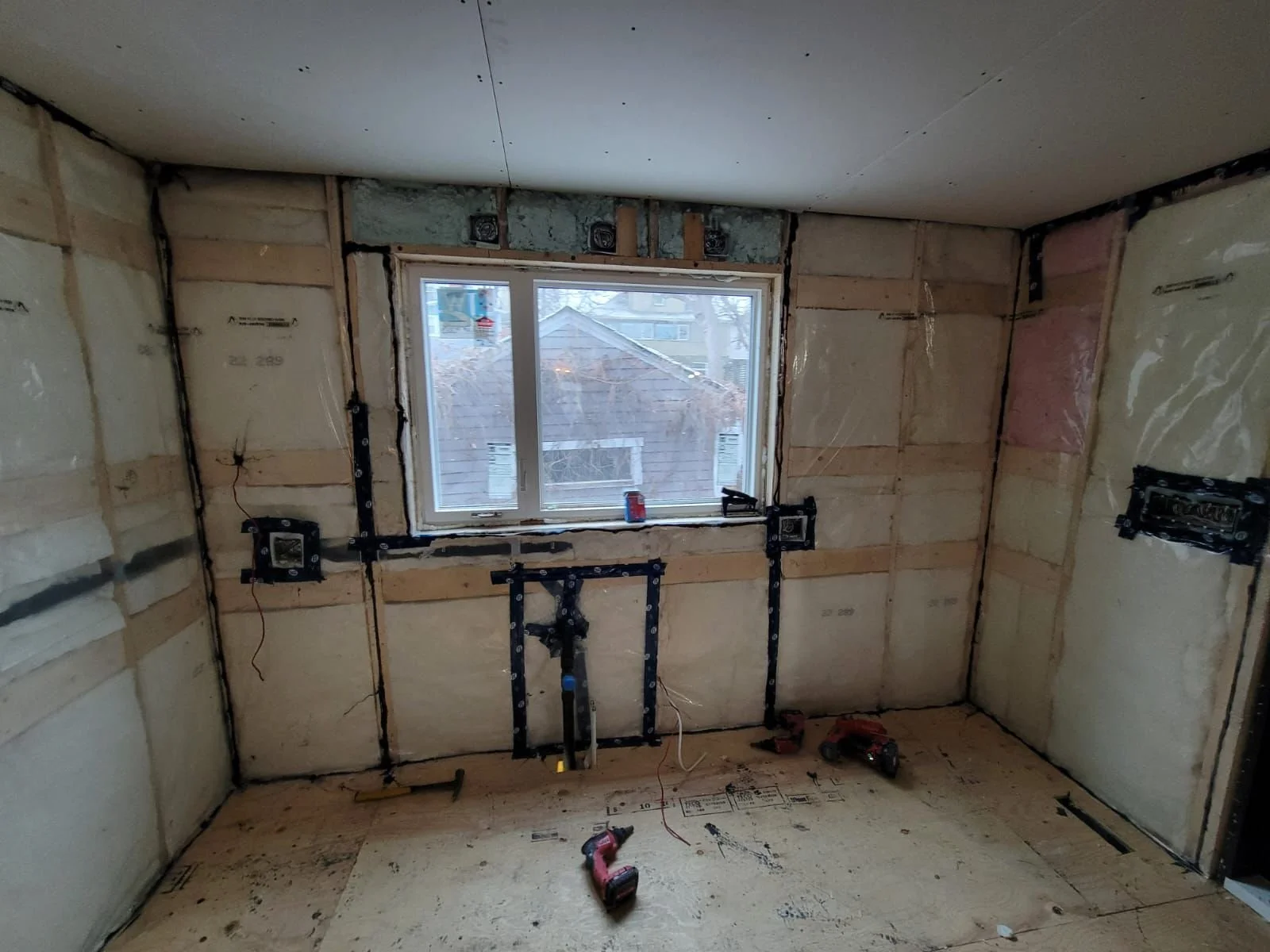 Rough-ins, insulation and vapour barrier