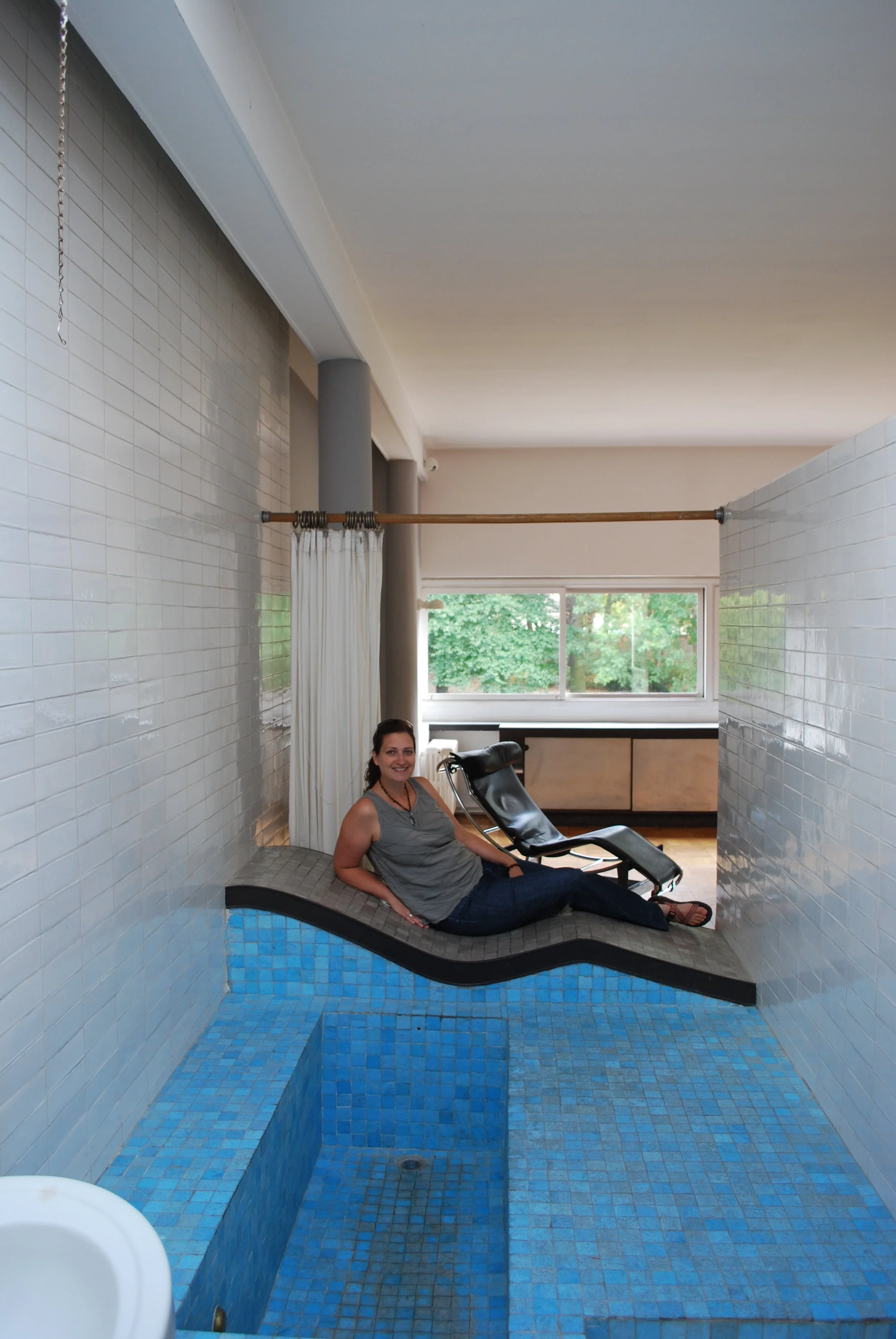 Corina at Villa Savoye