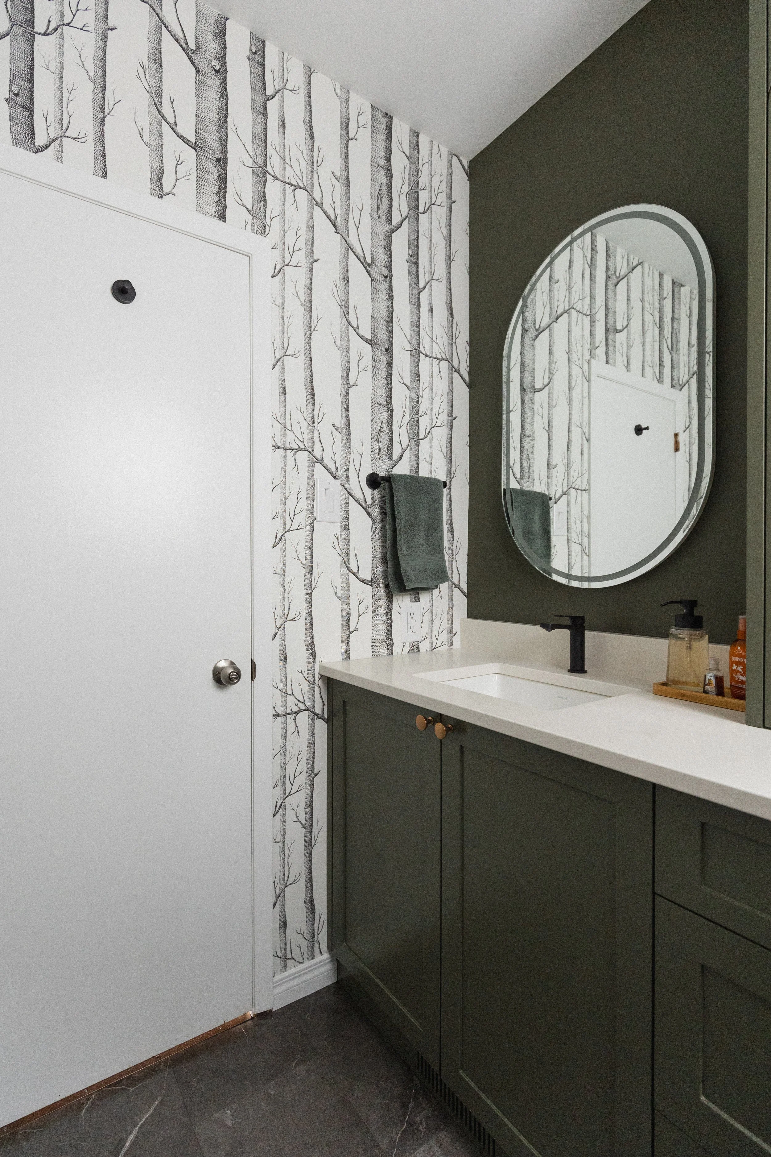 BungalowID_Kitson_Powder Room_7.jpg