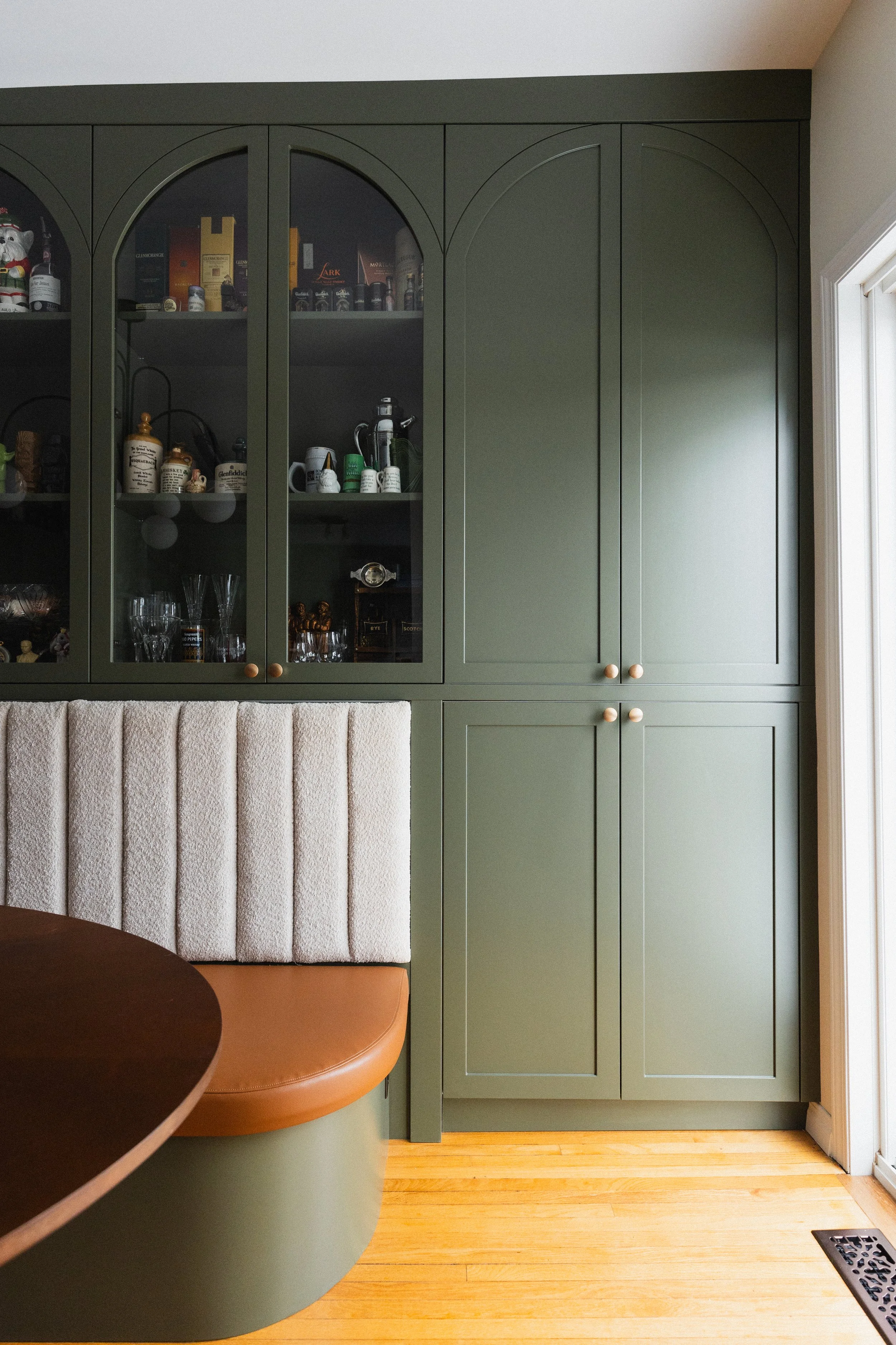 BungalowID_Kitson_Dining Room_36.jpg