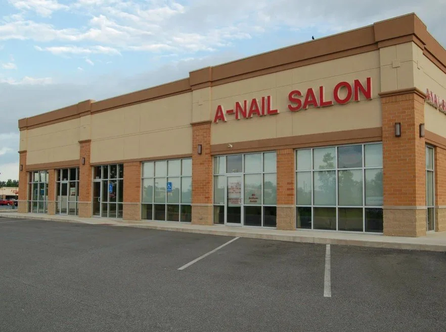Maysville Centre
A-Nail Salon, a complete nail care center, was growing out of their previous location where they had been renting. When it was time to design and build a bigger location, they chose to call Star Homes. The result was a true spa envir
