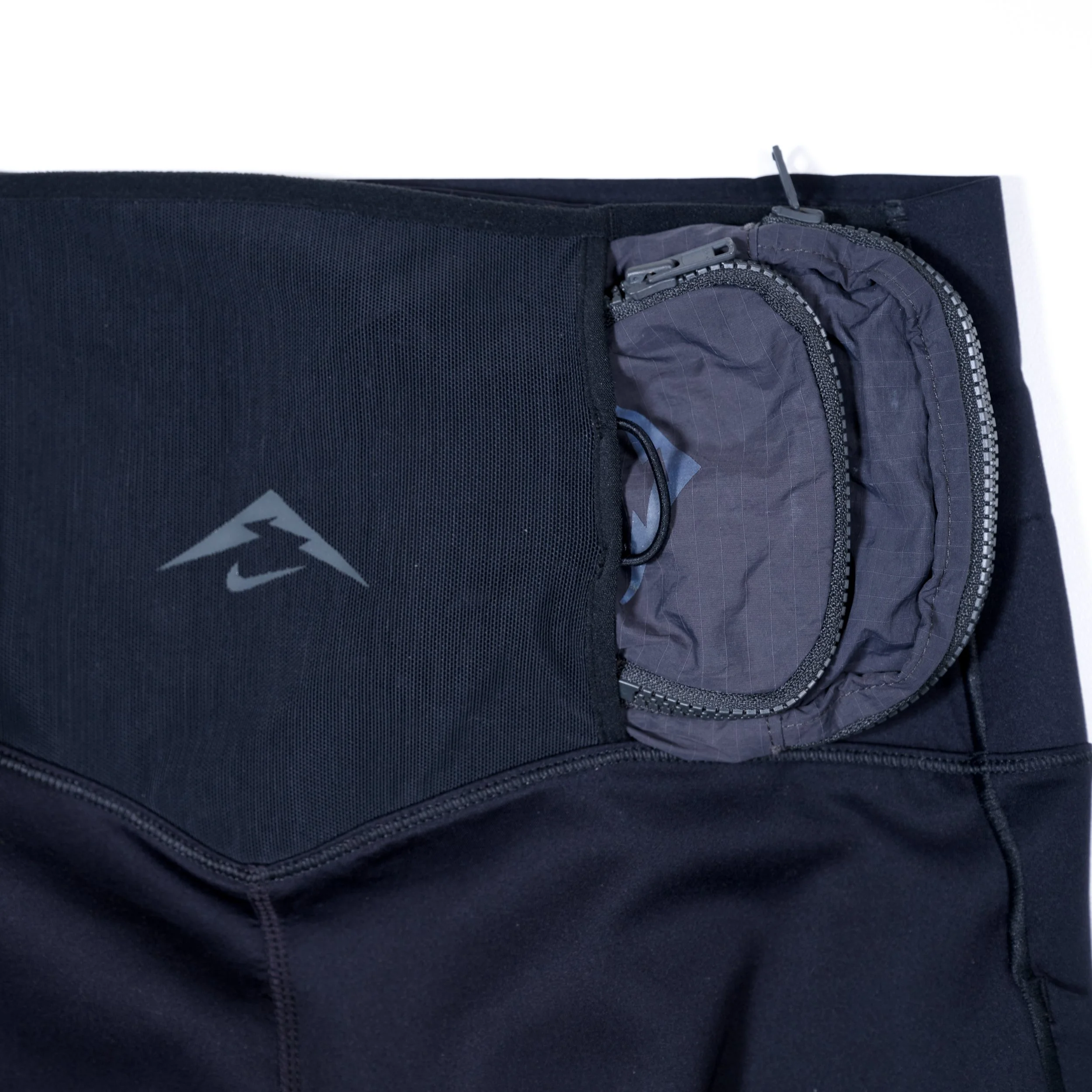 2025_10_17_ROCKI_BOTTOM_FLATLAYS03140314All Images0730.jpg