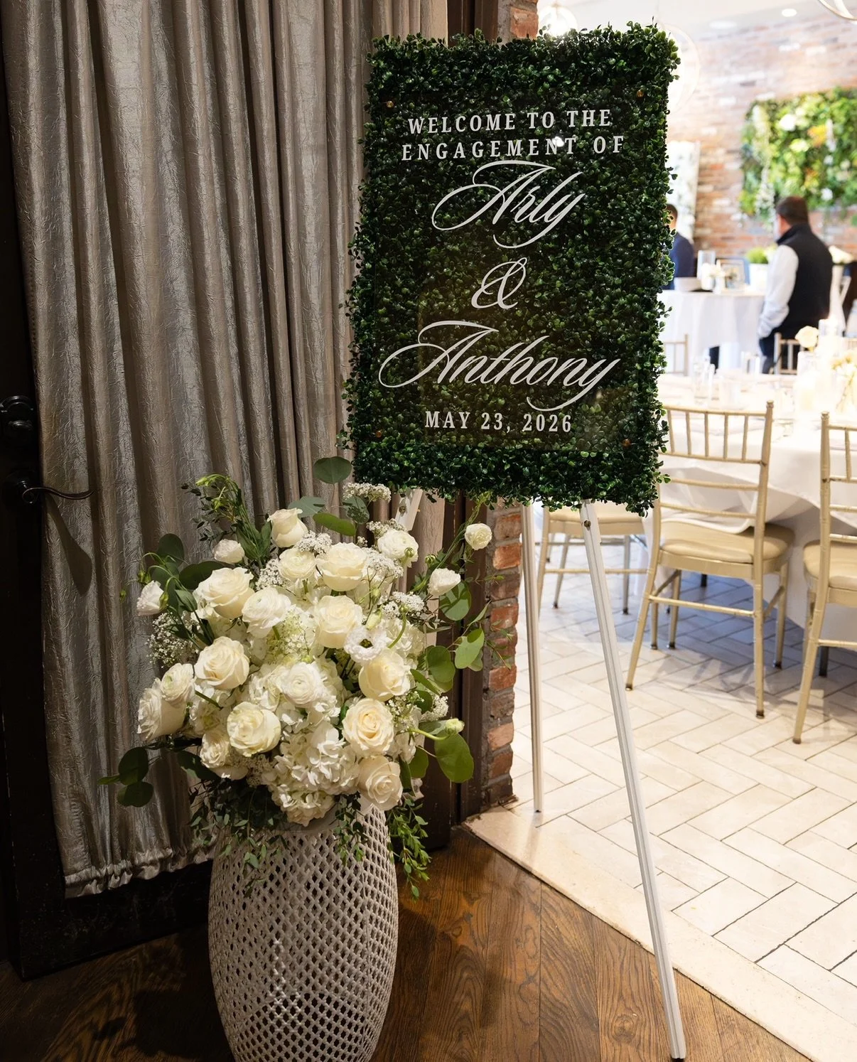 closer details of Arly &amp; Anthony&rsquo;s engagement party✨💍 one of my favorite things I made his party was the big floral arrangement for the welcome sign! It was the biggest floral arrangement we&rsquo;ve done so far and I&rsquo;m obsessed!🤍 
