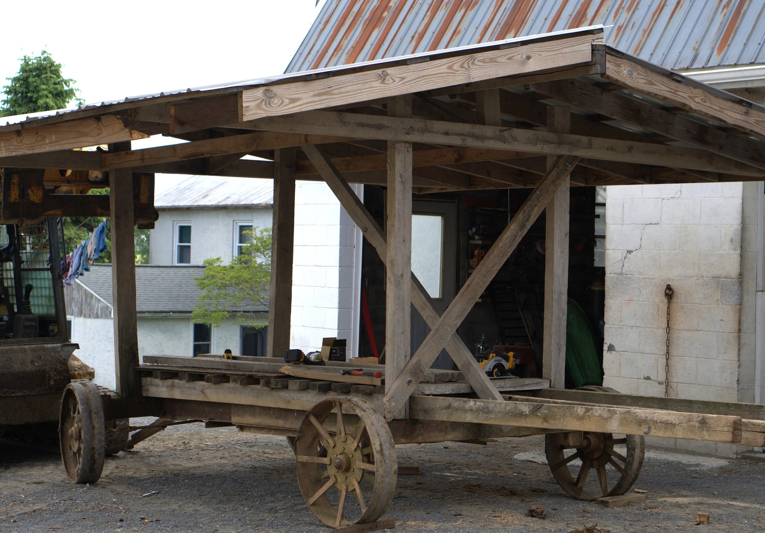 pig feed being build 2.jpg