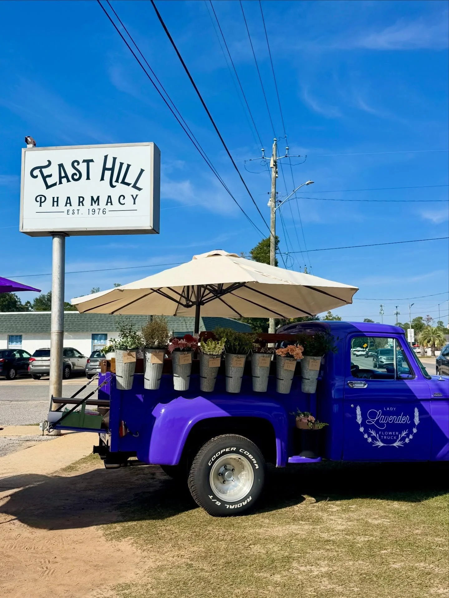 We&rsquo;re so excited to be popping up at East Hill Pharmacy tomorrow from 9AM-2PM!

Stop by to build your Christmas centerpiece! Plus shop Christmas and winter-inspired florals and eucalyptus shower bundles that are perfect for gifting or brighteni