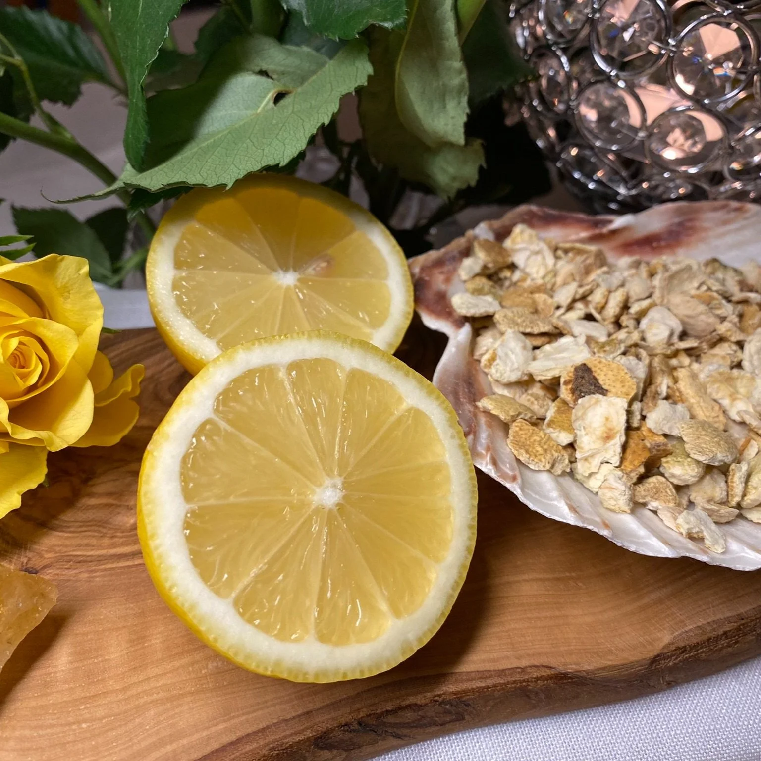 Lemon Peel (Citrus Limon)