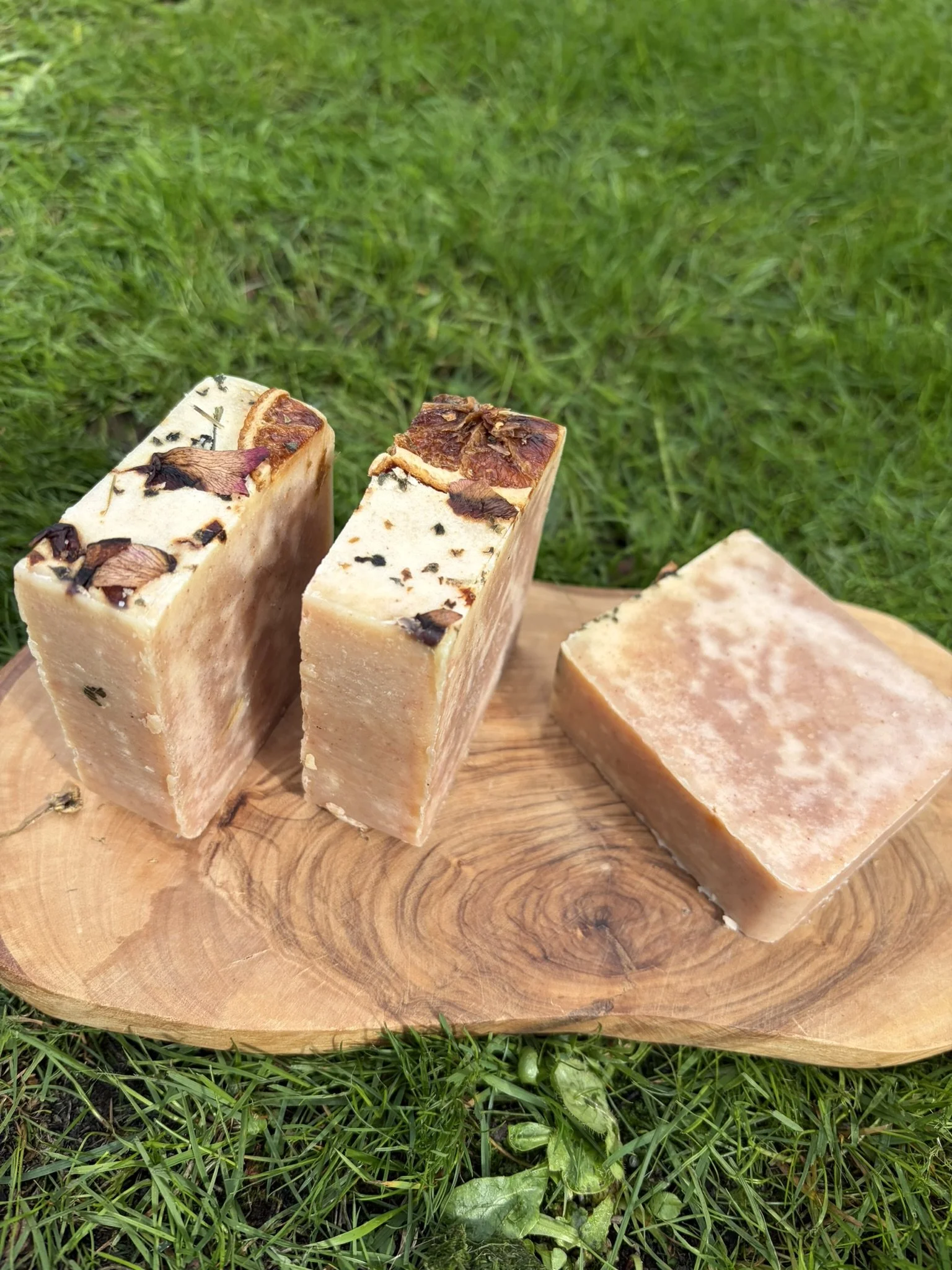 Rosehip, Orange and Patchouli