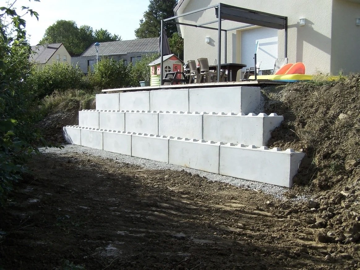 bloc béton bretagne mur de soutènement