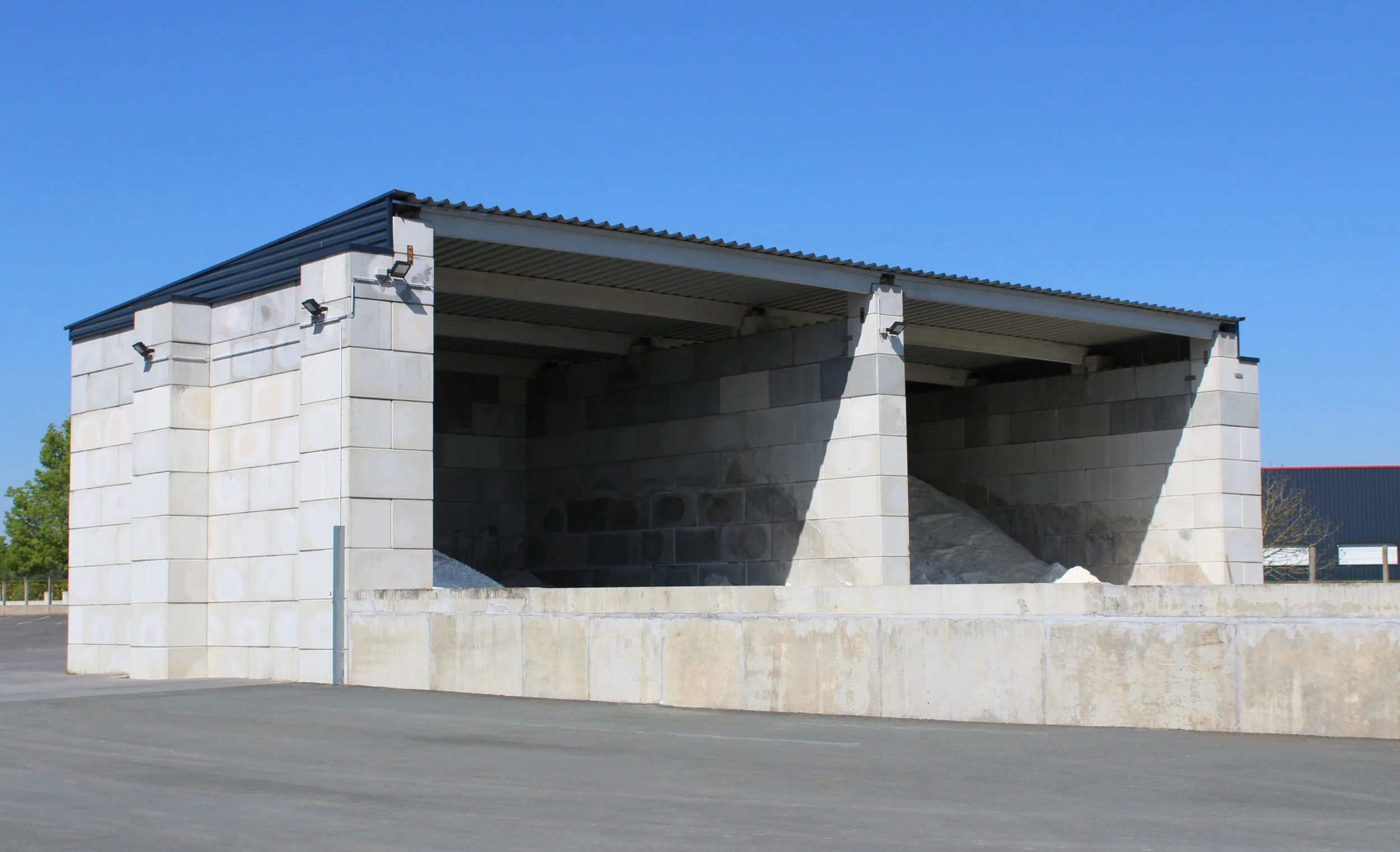 bloc béton bretagne stockage couvert