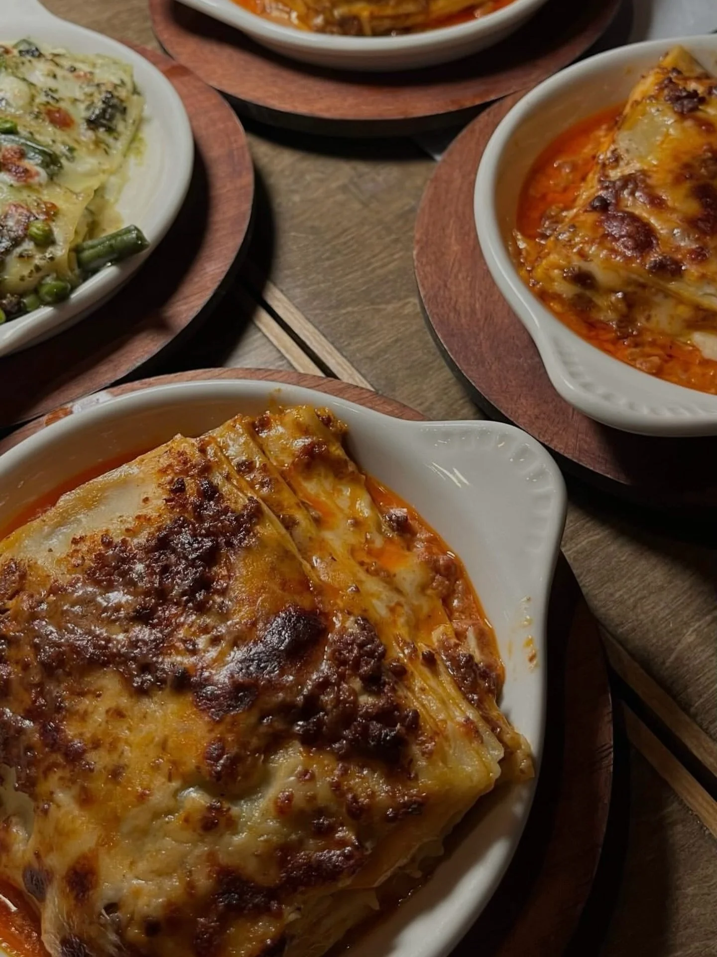 If you&rsquo;re in Miami for Basel, or a local trying to escape the madness&hellip;come in for a little comfort.
Walk in, sip some wine, and enjoy our $15 lasagna.
Open for lunch &amp; dinner 🍽️ 🍷