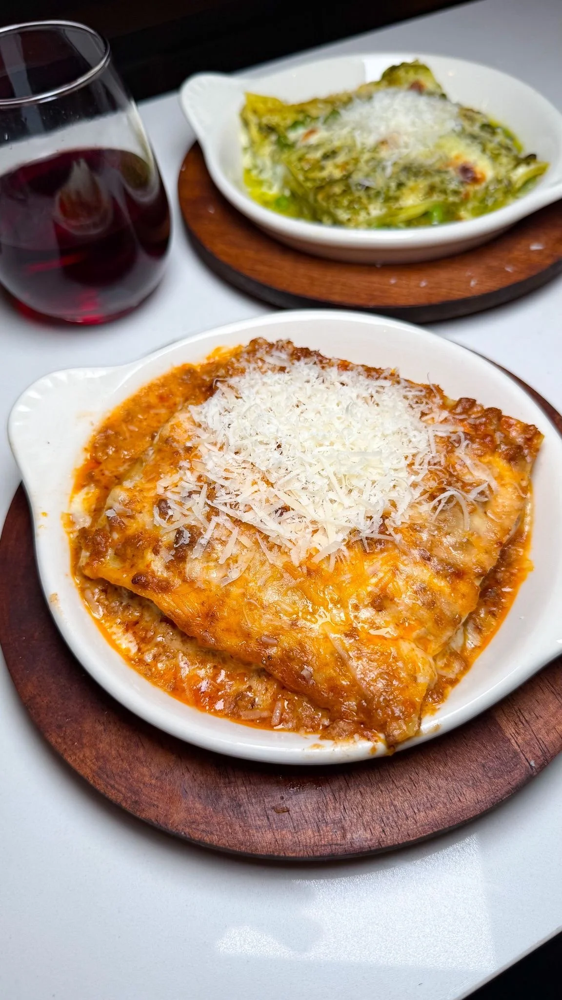 Si Papa Lasagna photo by Jose Canchica