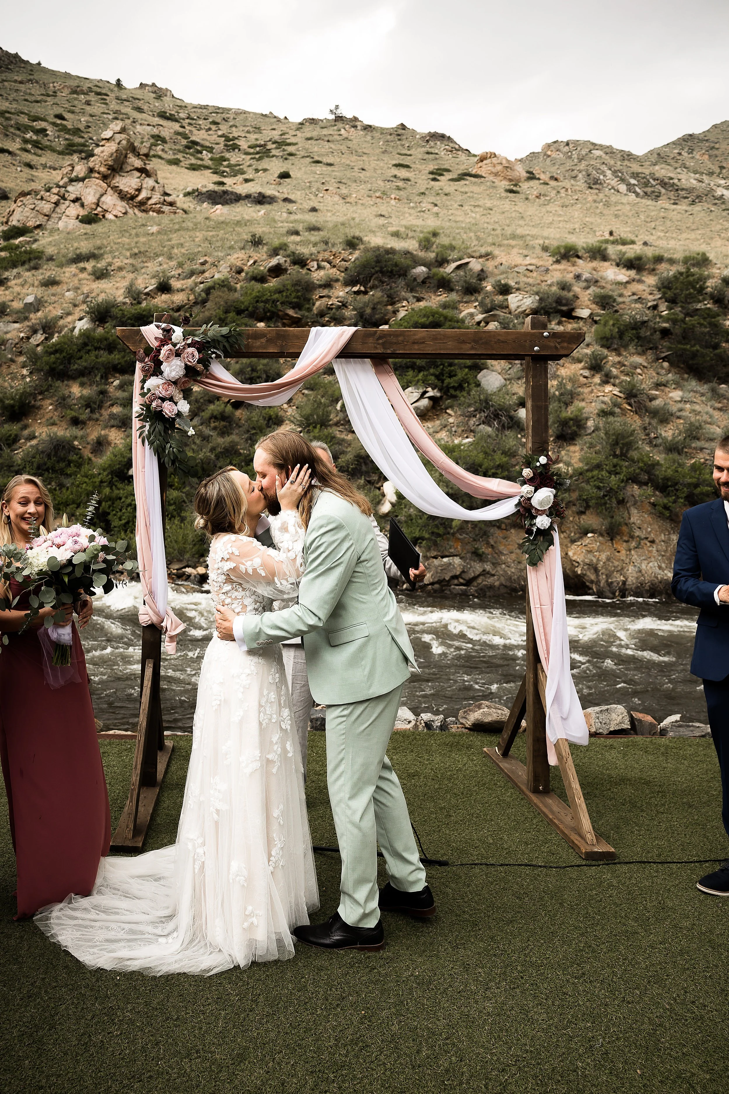 Summer Wedding at The Mishawaka Amphitheater_0044.jpg