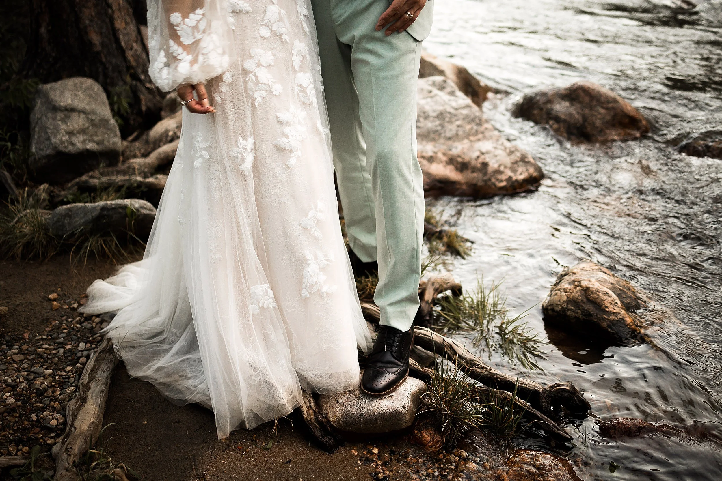 Summer Wedding at The Mishawaka Amphitheater_0100.jpg