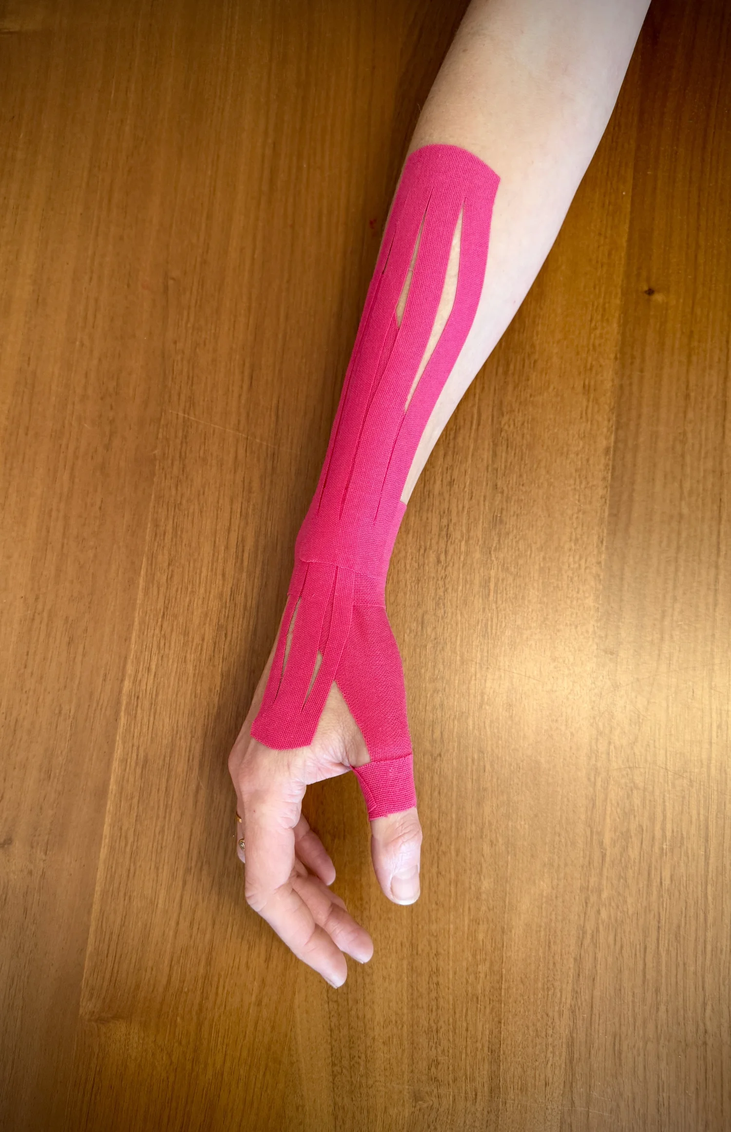 Certified Hand Therapist providing postoperative wrist care