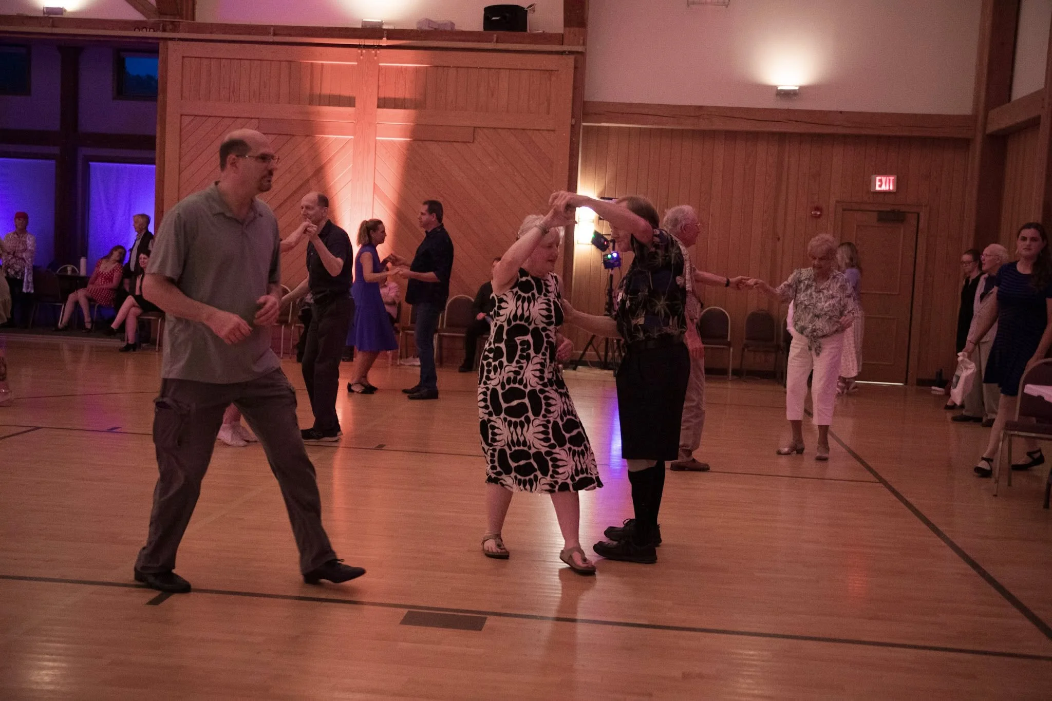 We #lovetodance at the #BainbridgeSwingDance.  First #Saturday of every month. https://www.willcraigdance.com/swing-dance
