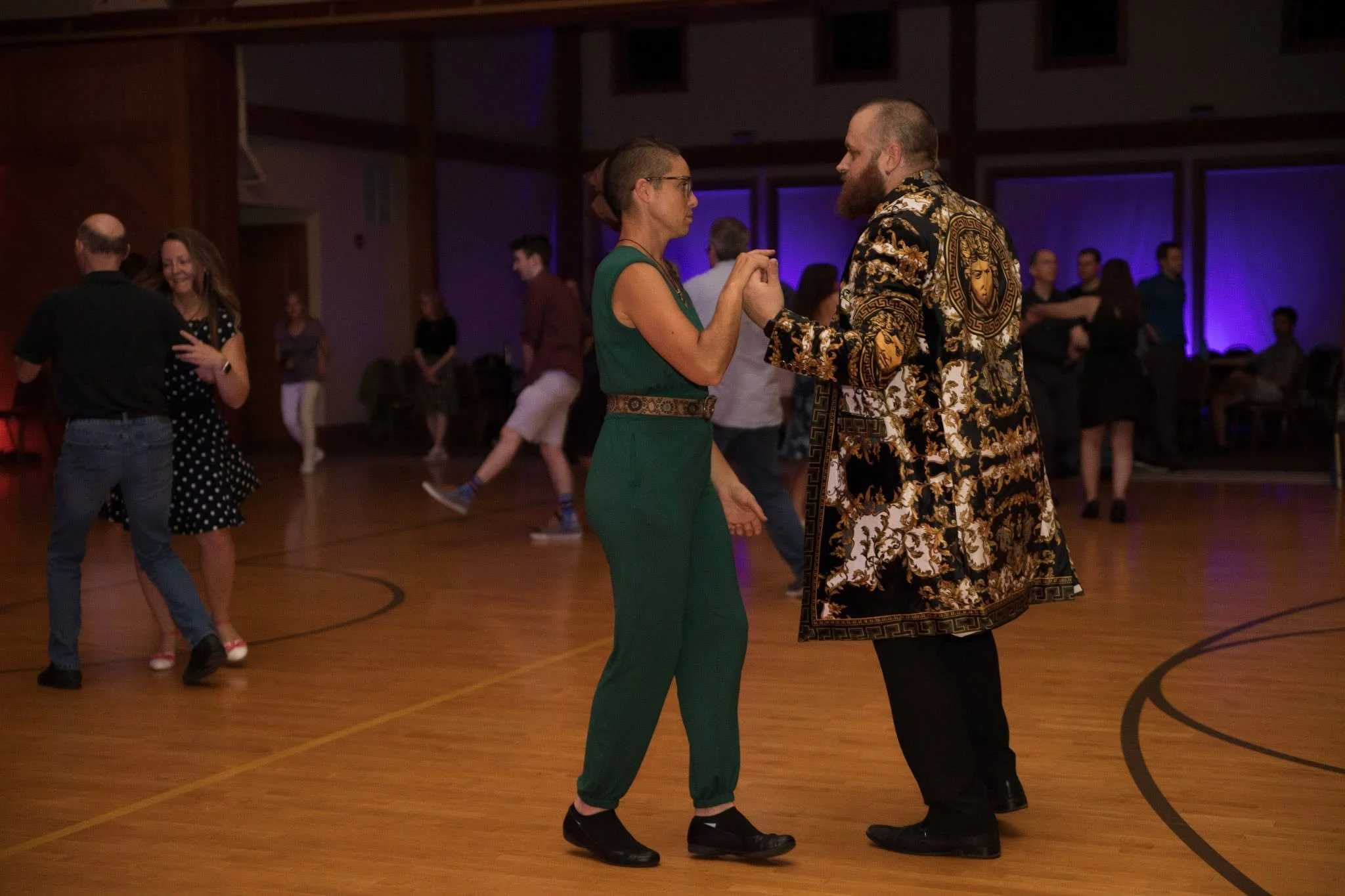 See you Saturday!  #RadioRhythmIDOLS are playing live at the #BainbridgeSwingDance.  https://www.willcraigdance.com/calendar/blue-lunch-plays-live-at-bainbridge-swing-dance-glwt8-33k4p-p4nrh