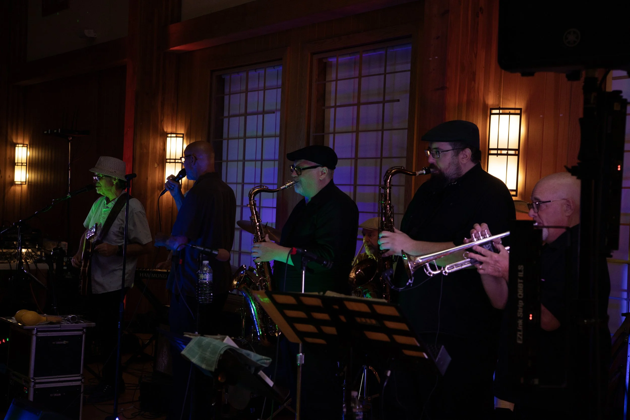 Blue Lunch Plays Live at Bainbridge Swing Dance