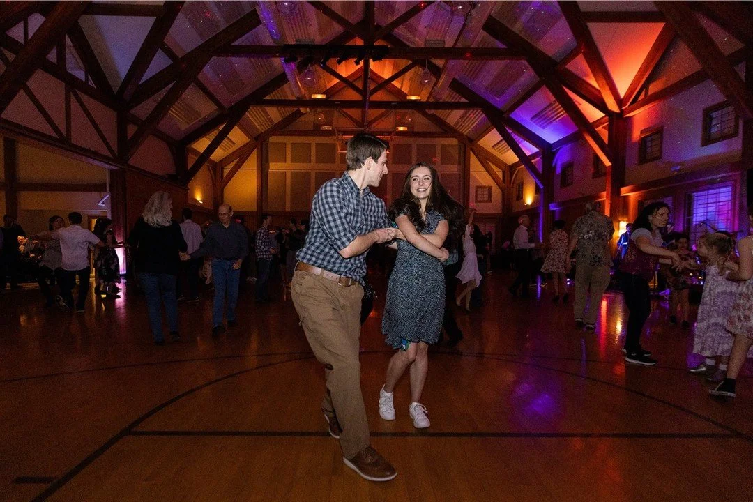 4th of July Specials at the Bainbridge Swing Dance in Chagrin Falls, Ohio.https://www.willcraigdance.com/calendar/dj-at-bainbridge-swing-dance-glwt8-33k4p-p4nrh-dxgtx