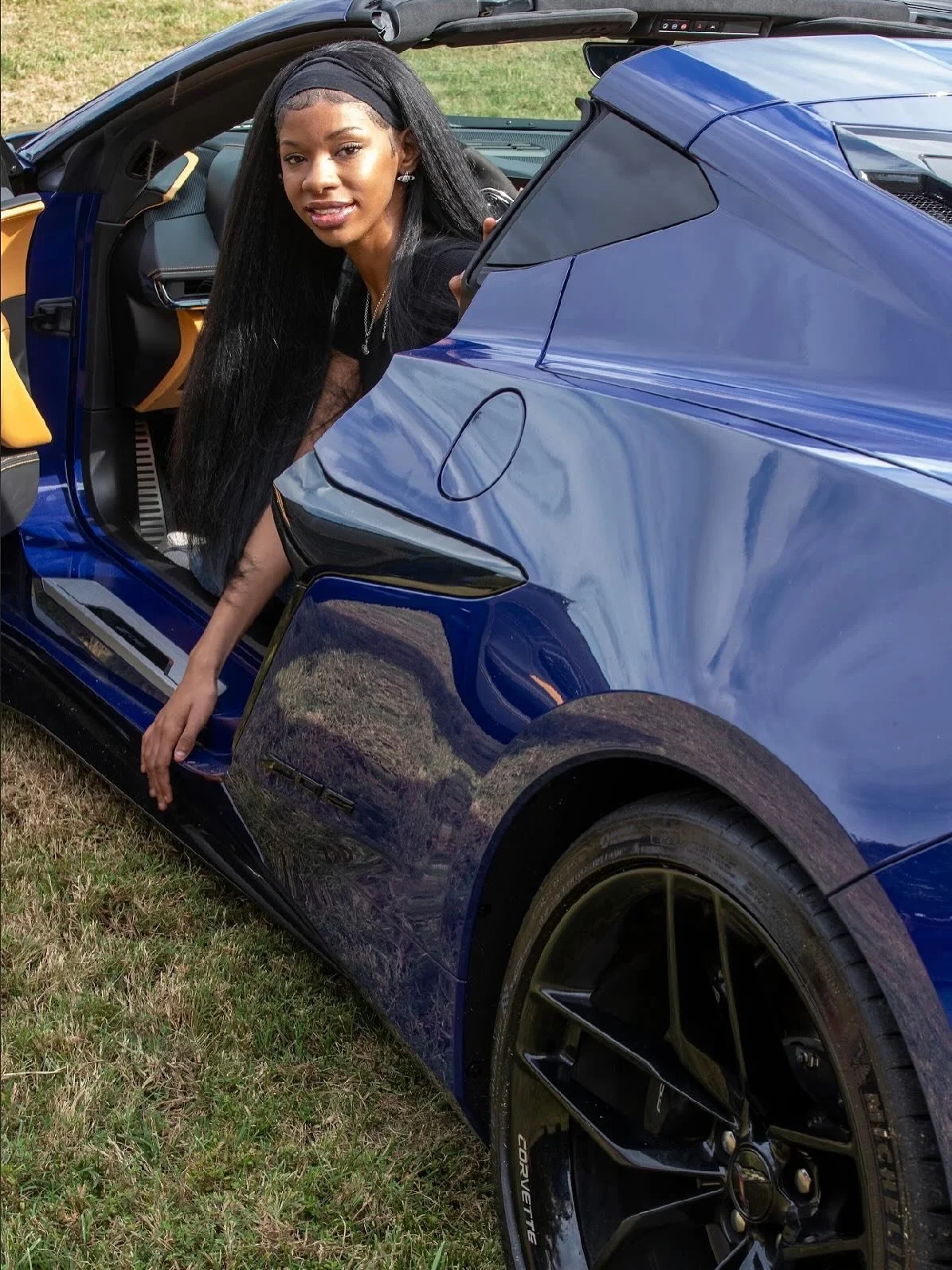 shut up and drive.

📍@celestialstudiosnc @thevenueatirongate 
📸@brianaspirefoto