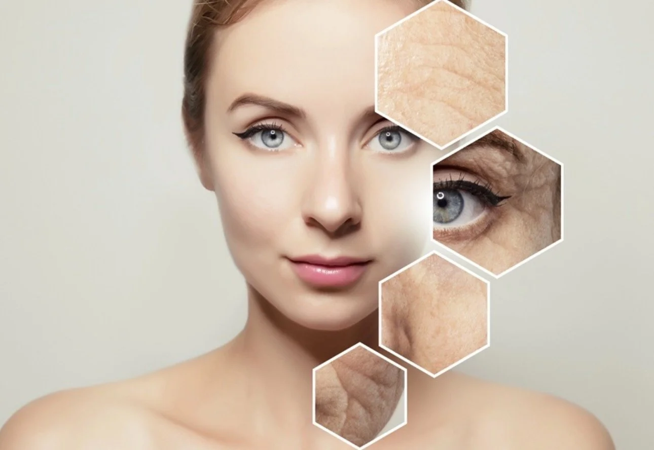 Portrait d'une femme avec des zones de sa peau en gros plan montrant des rides, des pores et de la texture. »