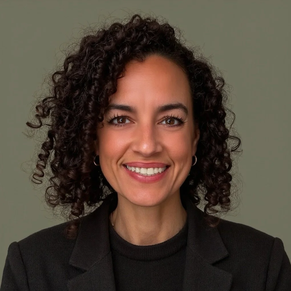 A professional photo of Bianca Bujan, communications consultant and journalist.