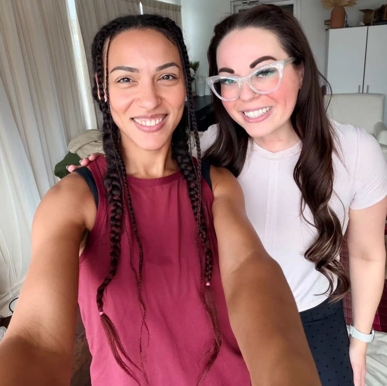 As a wellness professional I make it my goal to explore many different wellness modalities and to be informed on what the community is offering! And with that I get to meet amazing people along the way like Lara from @thai_motion_therapy who offers T