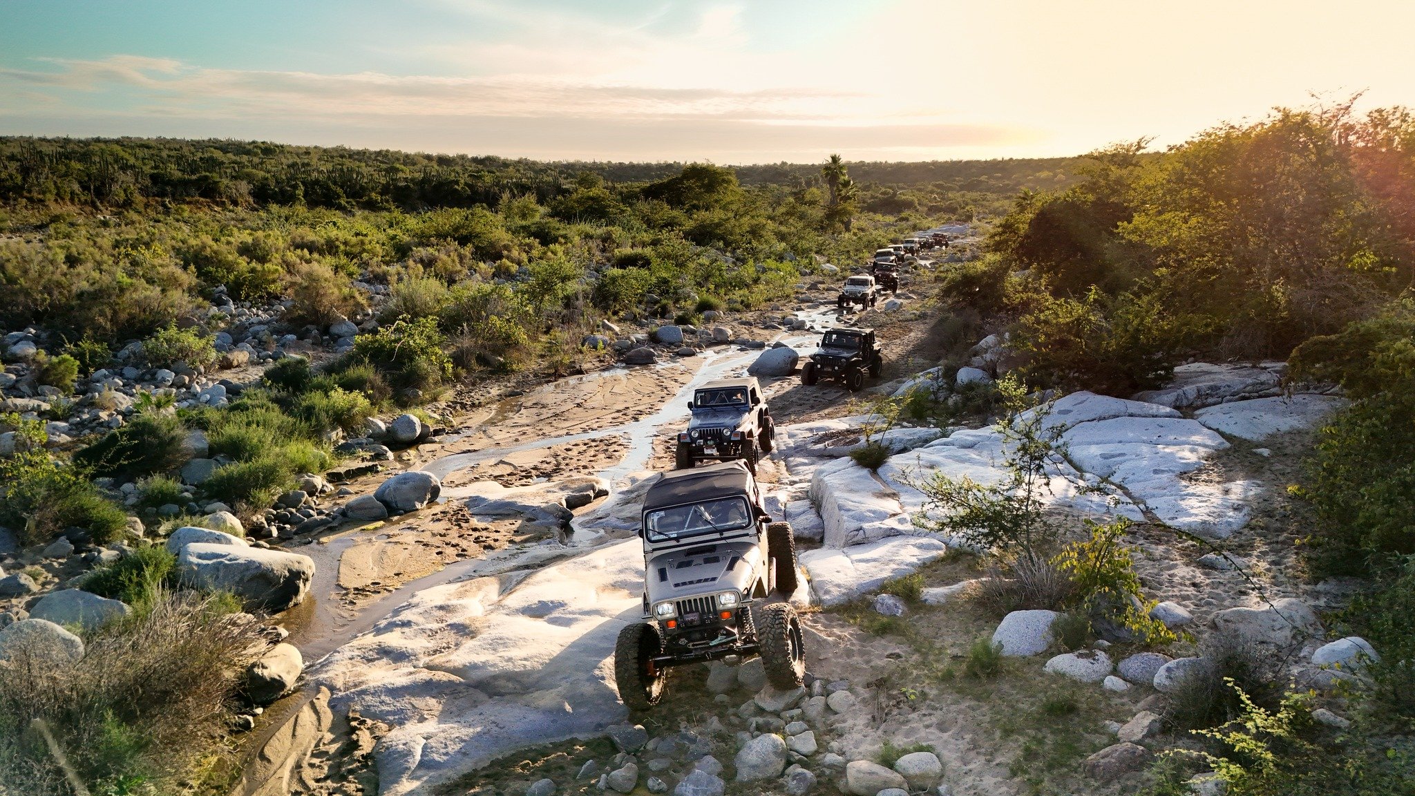 Would you take this road? 🚙🌵

Southern Baja is full of places you only find when you leave the pavement behind. For us, it&rsquo;s more than the adventure &mdash; it&rsquo;s about chasing light, capturing perspective, and documenting the real Baja 
