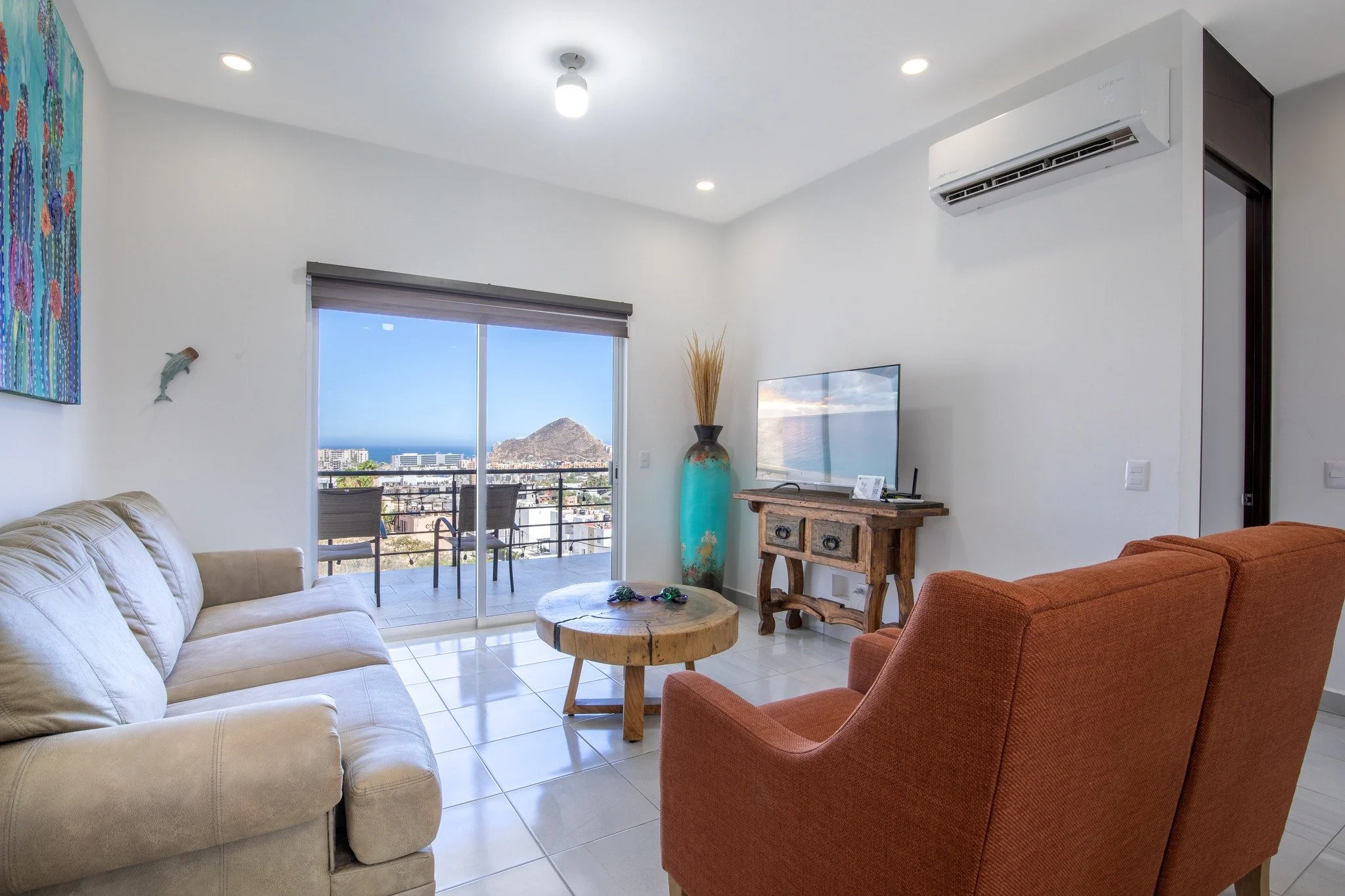 Wrapped up another beautiful shoot in Sunset Hill yesterday 📍

Photos delivered fast and ready to help this one hit the rental market strong.

We&rsquo;ve got a few more projects lined up next week &mdash; excited to keep it rolling.

If you&rsquo;v