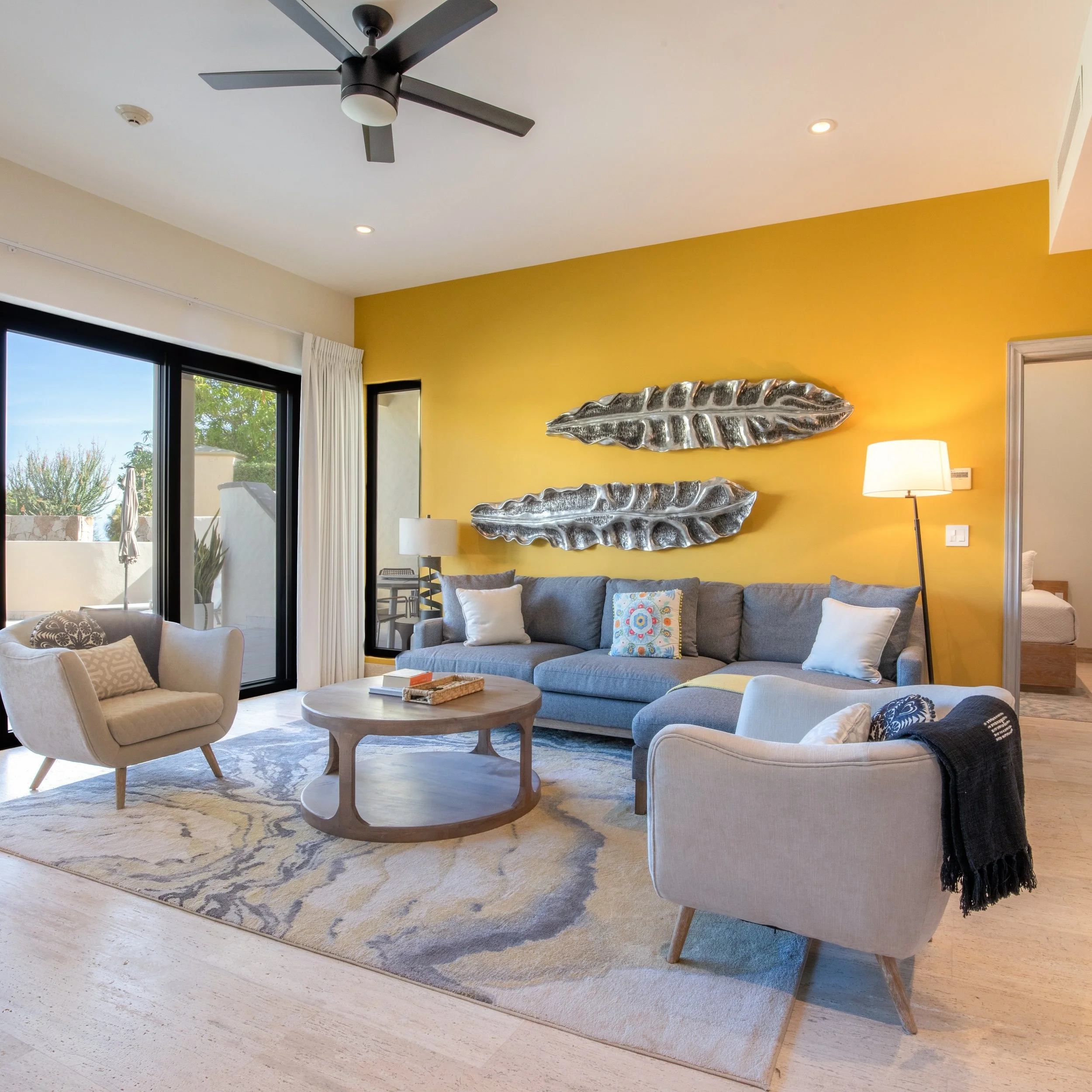 Small edits. Big difference.
The goal isn&rsquo;t to make a space look fake &mdash; it&rsquo;s to make it feel the way it does in person.

#realestatephotography #luxuryrealestate #realestatemarketing #interiordesign #architecturephotography #cabosan