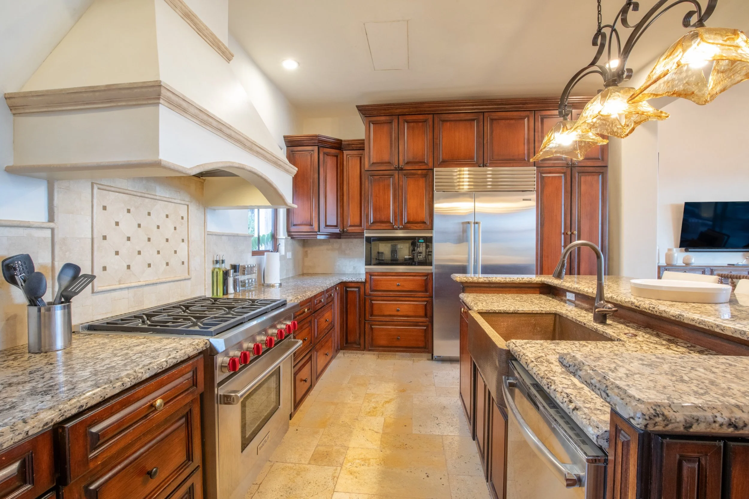 5Y1A1869-HDR-3000x2000.jpg